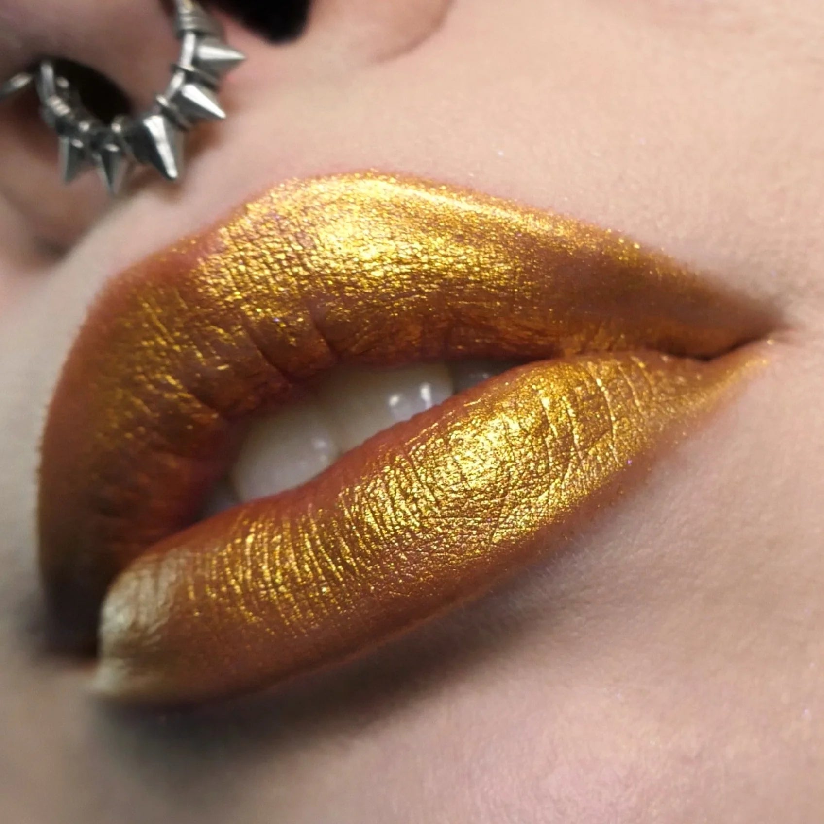 Menacing Metals Lipstick - Long Lasting Matte Metallic Lipstick for Women | Bold & Vibrant Colors | Perfect for Parties, Cosplay & Night Out Makeup