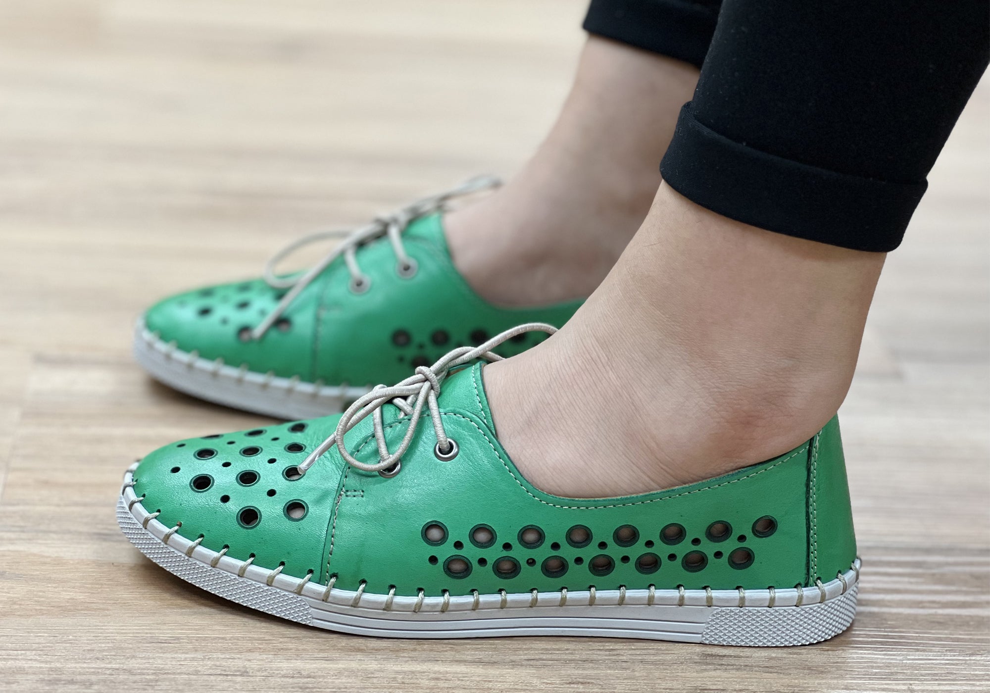 Orizonte Gemma Women's Comfortable Leather Shoes - European Style for Work, Walking & Casual Wear