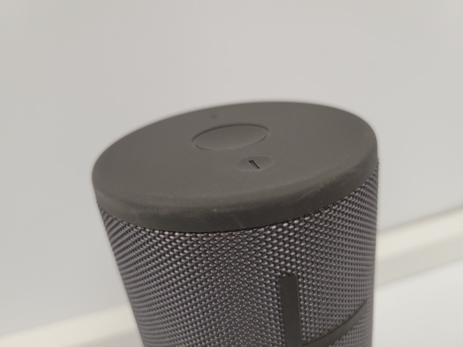 Ultimate Ears S00176 Portable Bluetooth Speaker - Wireless Outdoor Speaker with Rich Bass, Waterproof Design for Pool Party, Beach, Camping & Travel