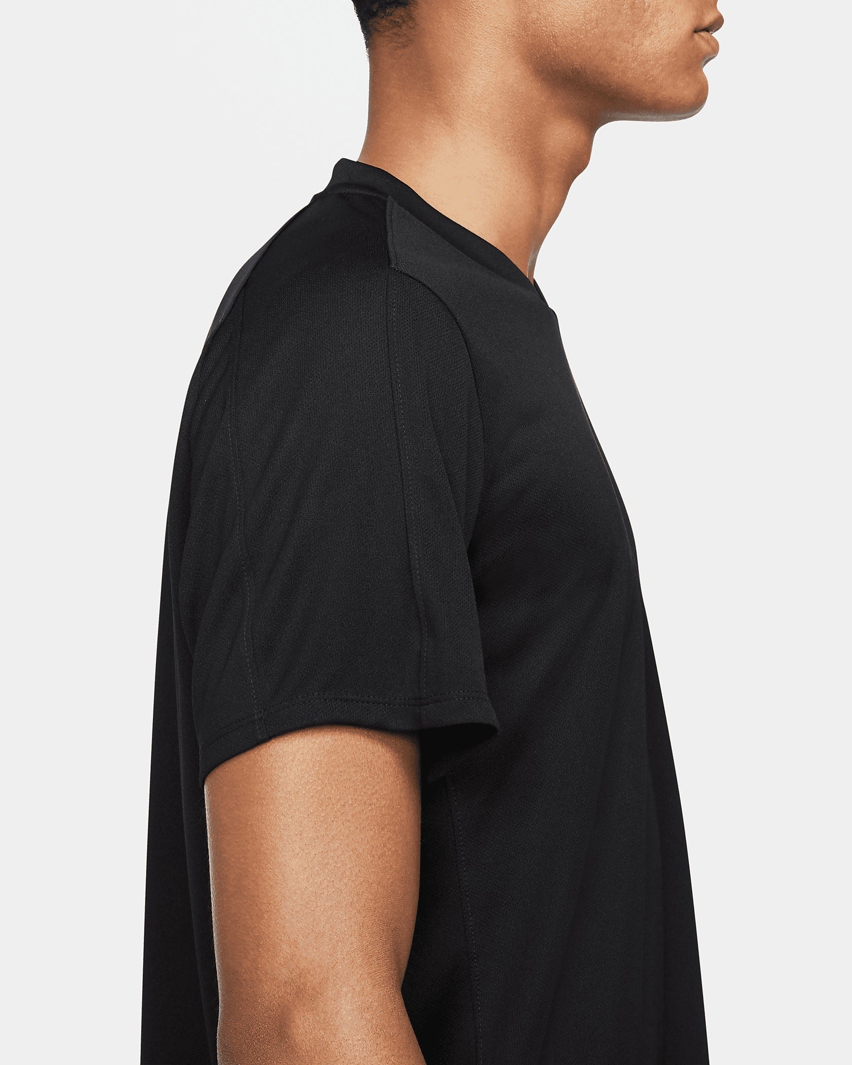 Nike 2023 Men's Court Dri-FIT Victory Top Tennis Shirt - Moisture-Wicking Performance Tee for Training & Match Play