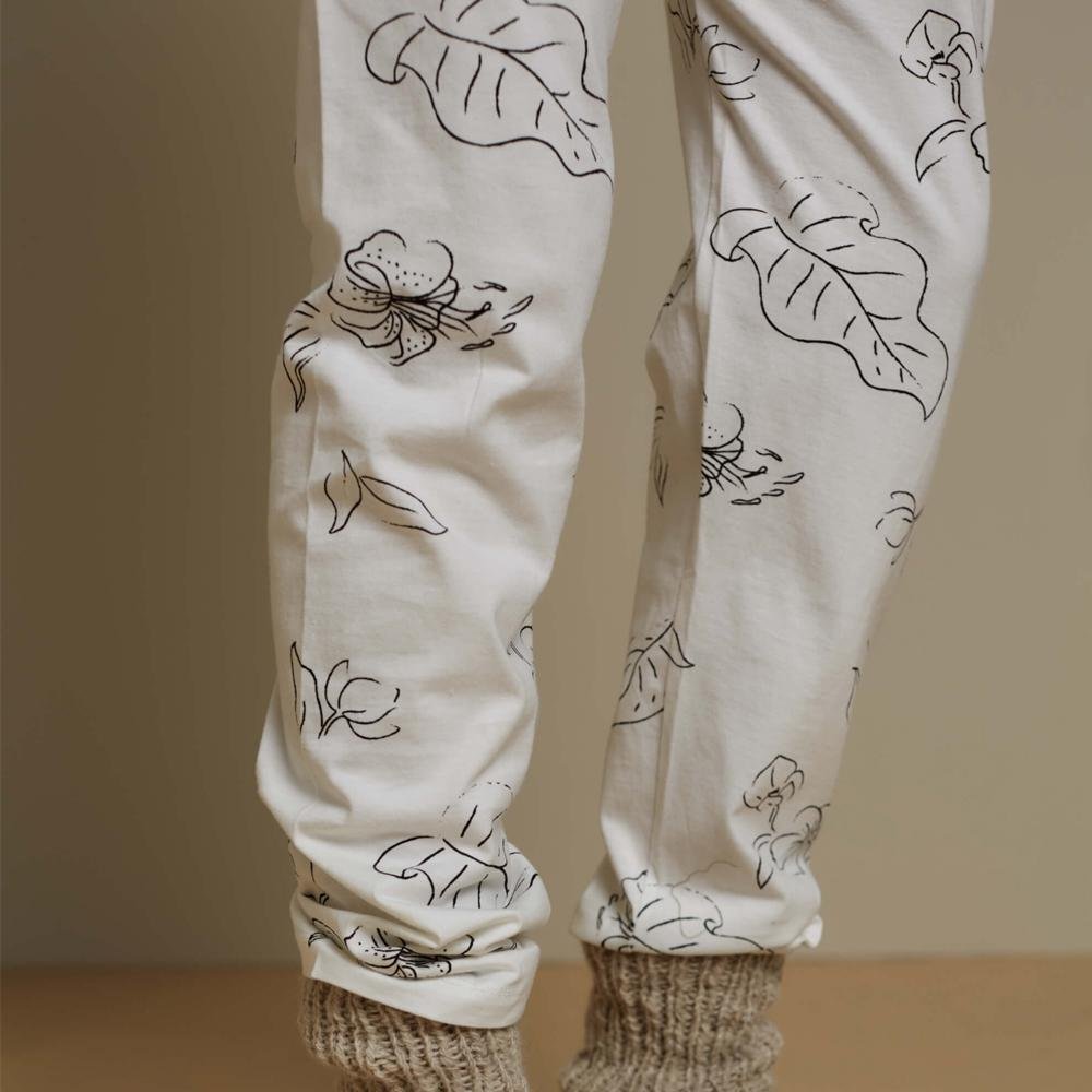 Organic Cotton Women's Lounge Pants - Wild Forager Print - Soft & Comfortable Milk Color - Perfect for Yoga, Relaxation & Home Wear
