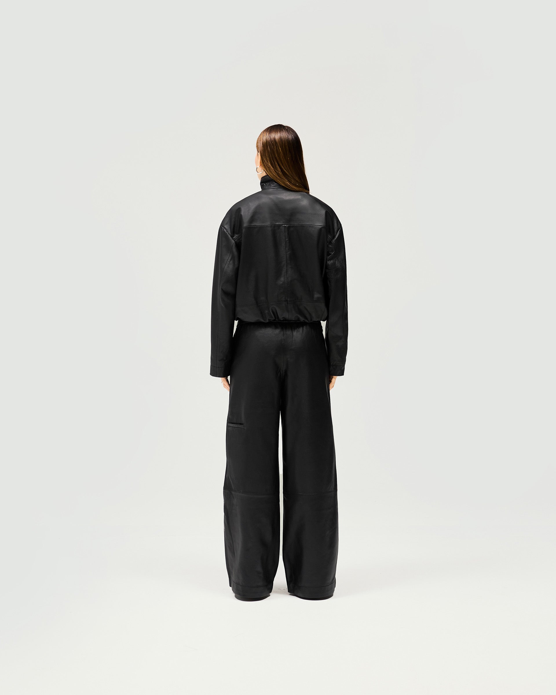 Fuel Jacket for Men & Women - Stylish Jet Black Windproof Winter Coat - Perfect for Outdoor Activities, Hiking & Travel