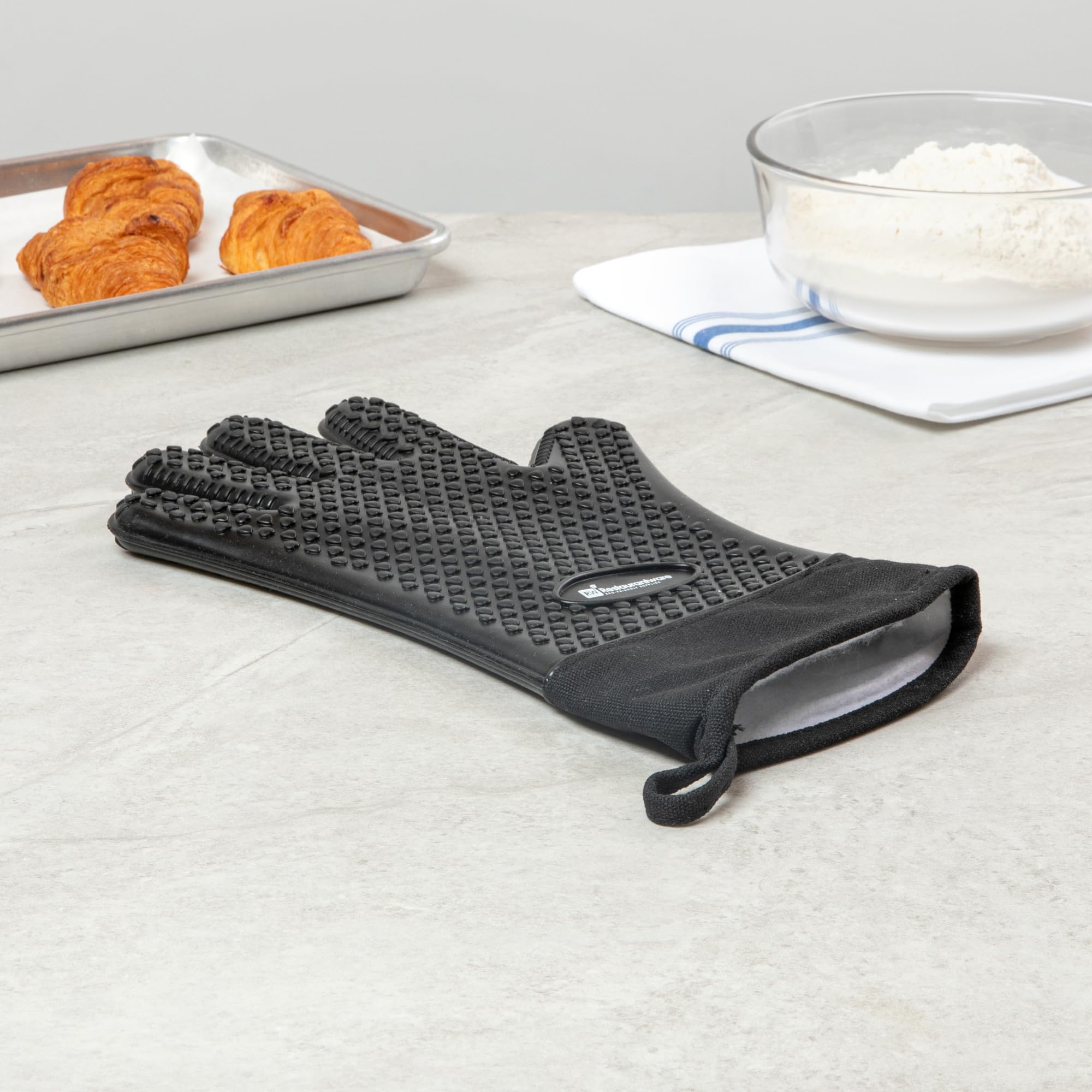 Heat-Resistant Silicone Oven Mitt - 13 x 7.5 Inch Cotton-Lined Baking Glove, Withstands Up to 446°F - Perfect for Baking, Grilling, and Handling Hot Cookware in the Kitchen