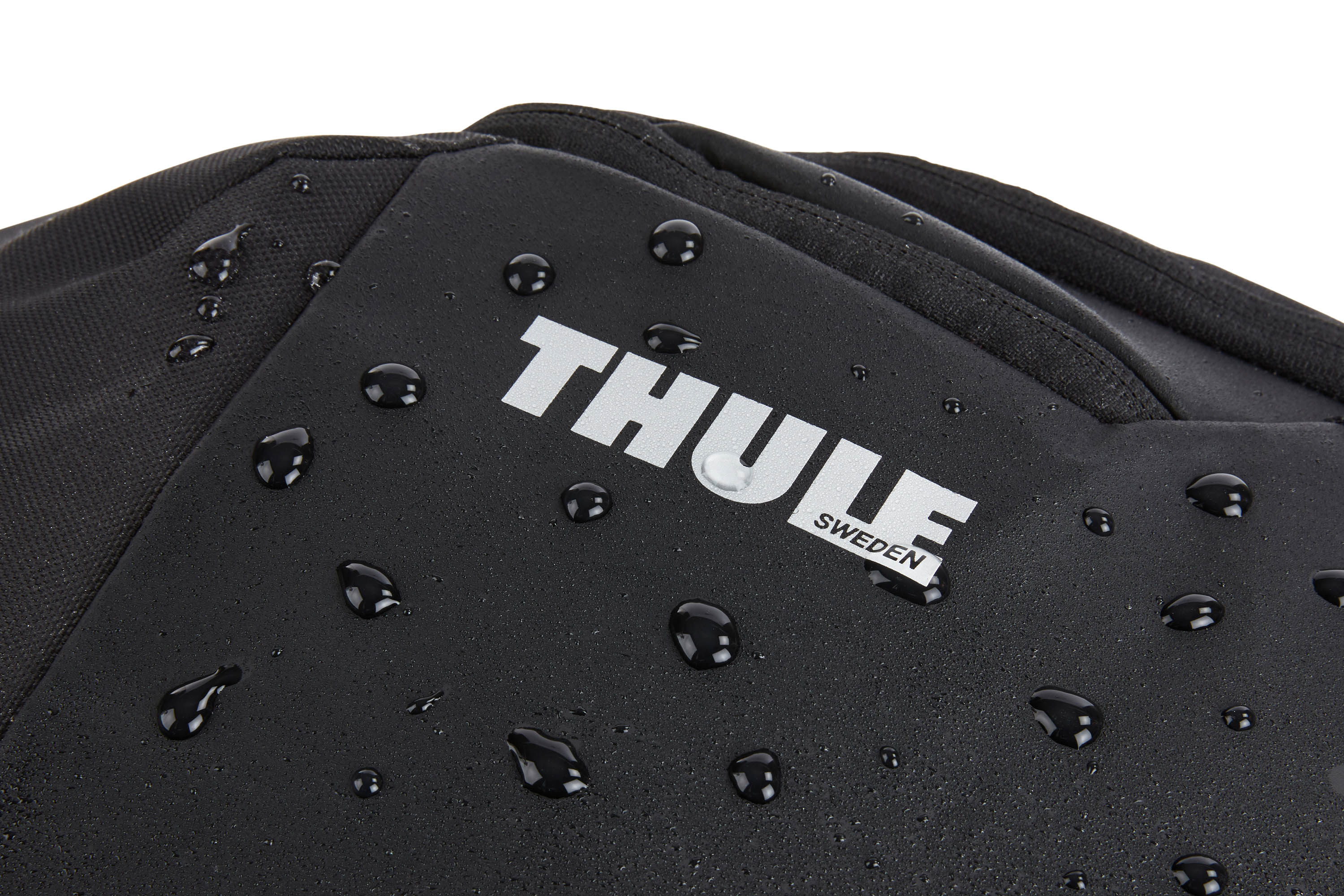 Thule Chasm 26L Waterproof Hiking Backpack - Lightweight & Durable for Outdoor Adventures, Travel & Daily Commute - Black