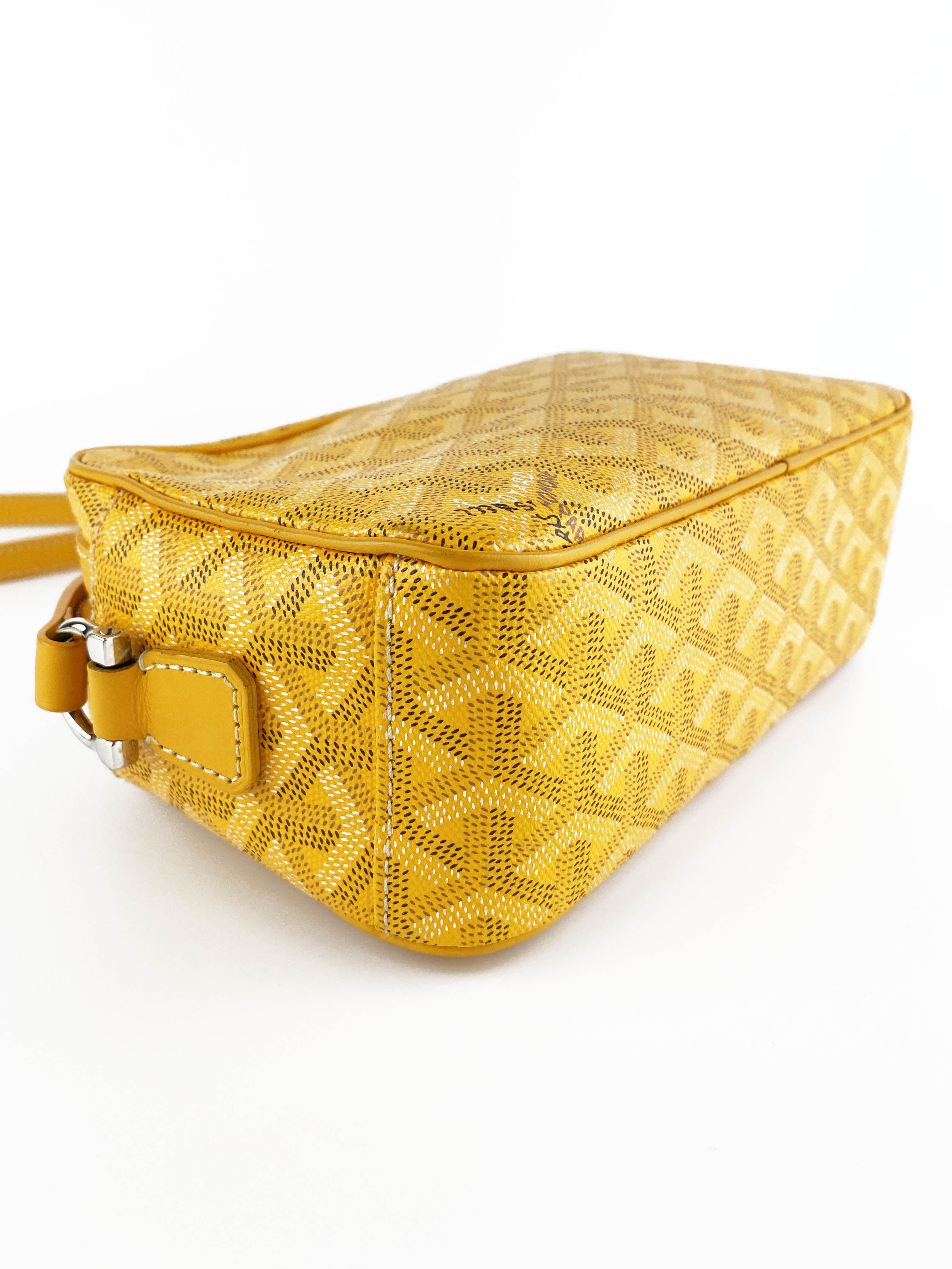 Goyard Yellow Sac Cap Vert Crossbody Bag - Stylish & Durable Handbag for Women | Perfect for Travel, Shopping & Everyday Use