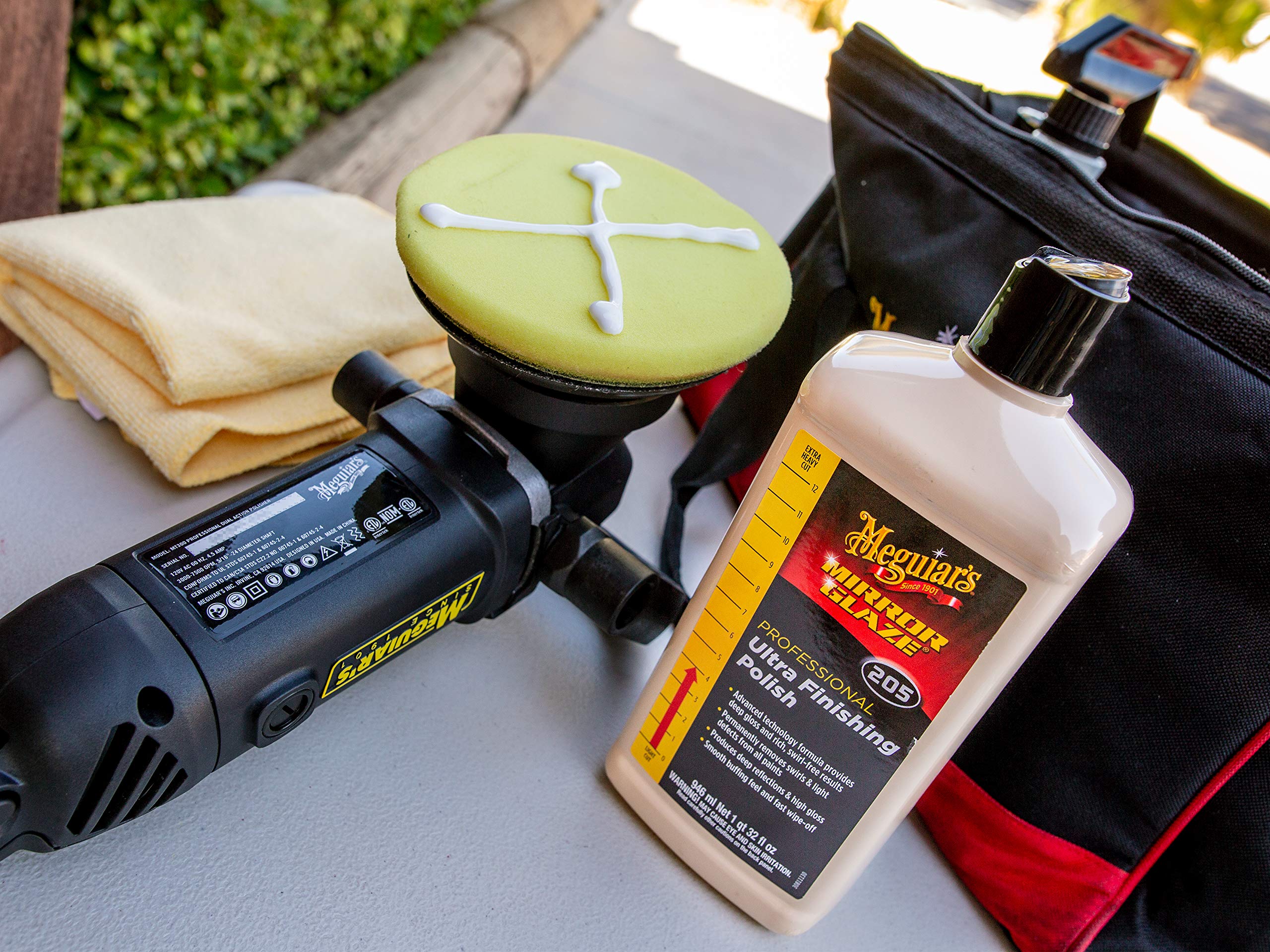 Meguiar’s M20501 Ultra Finishing Polish - 1 Gallon Scratch & Swirl Remover for Cars, High-Gloss Detailing Polish for Show Car Shine | Hand, DA Polisher & Rotary Safe | Perfect for Car Detailing, Auto Shows & Professional Use