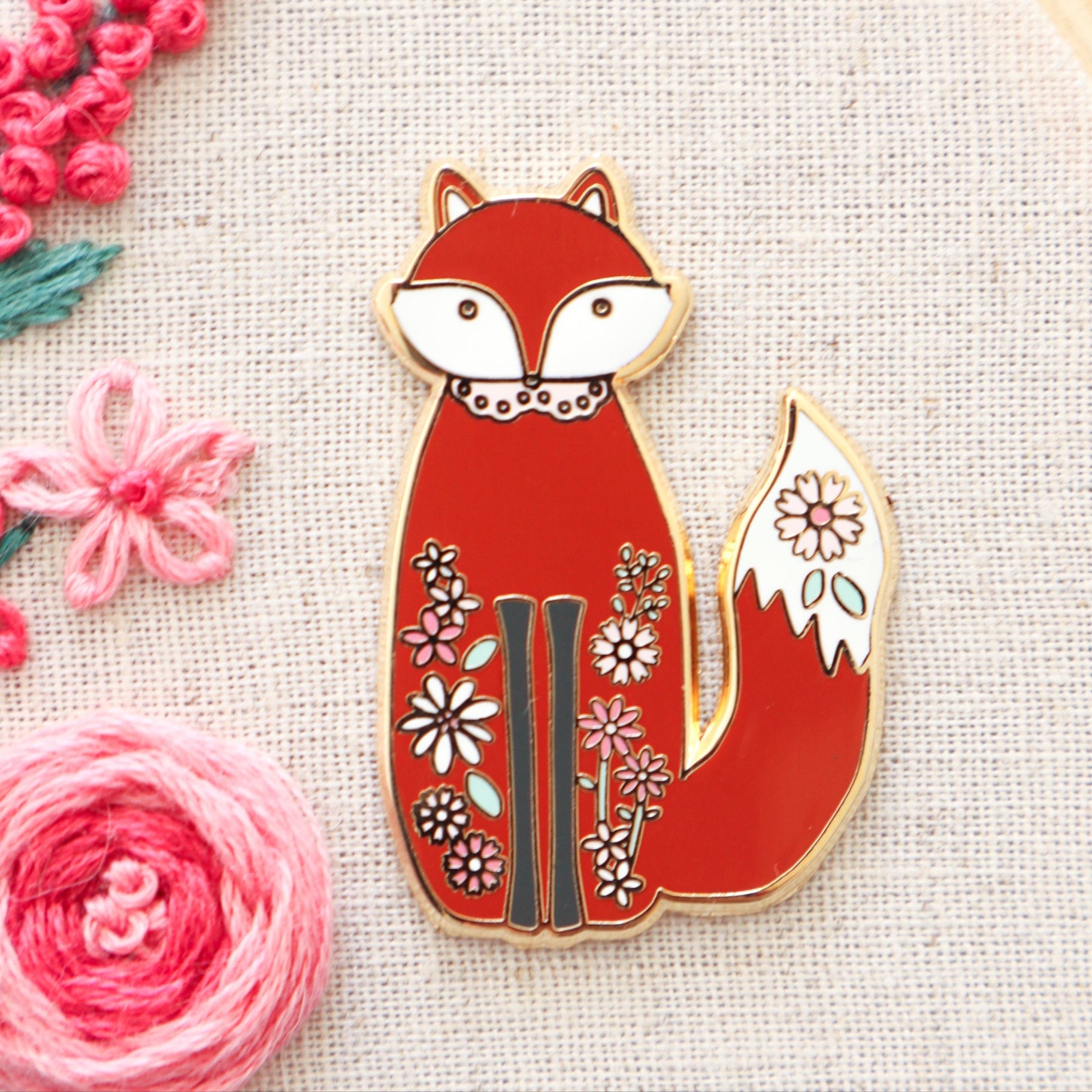 Floral Fox Needle Minder - Magnetic Needle Holder for Embroidery, Cross Stitch & Sewing - Perfect for Crafting, Quilting & DIY Projects