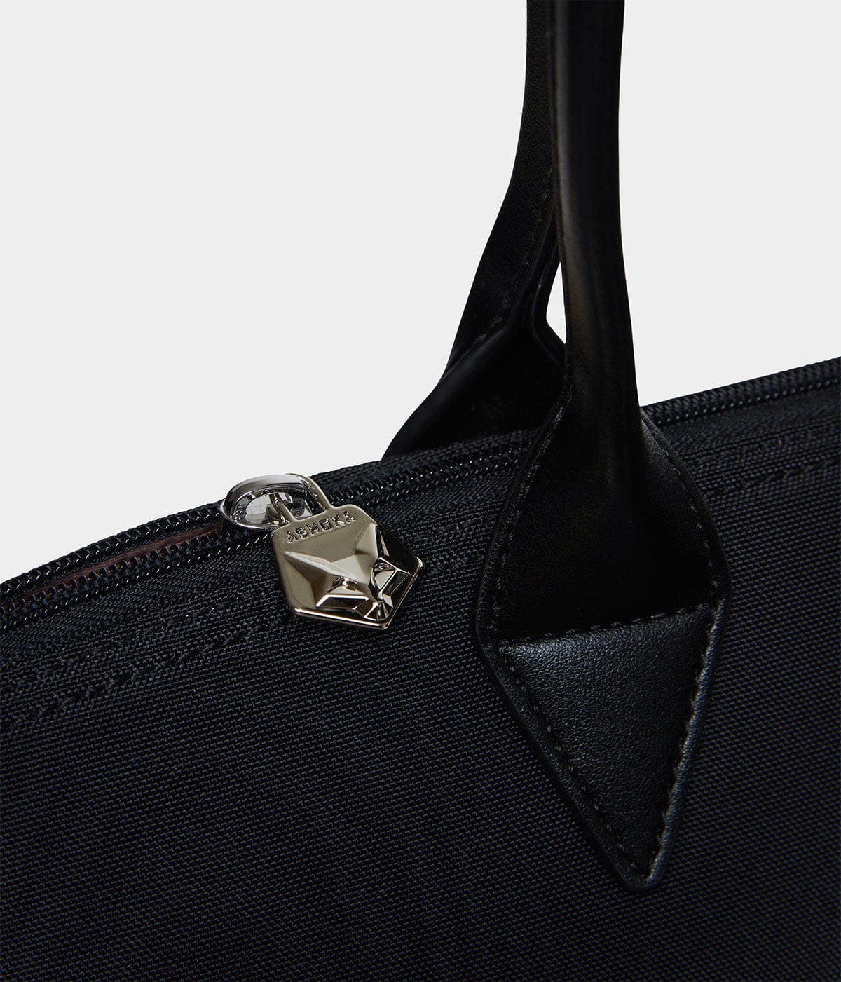 Eco-Friendly Recycled Nylon Tote Bag with Apple Print - Stylish Black Shopping Tote for Groceries, Beach & Daily Use