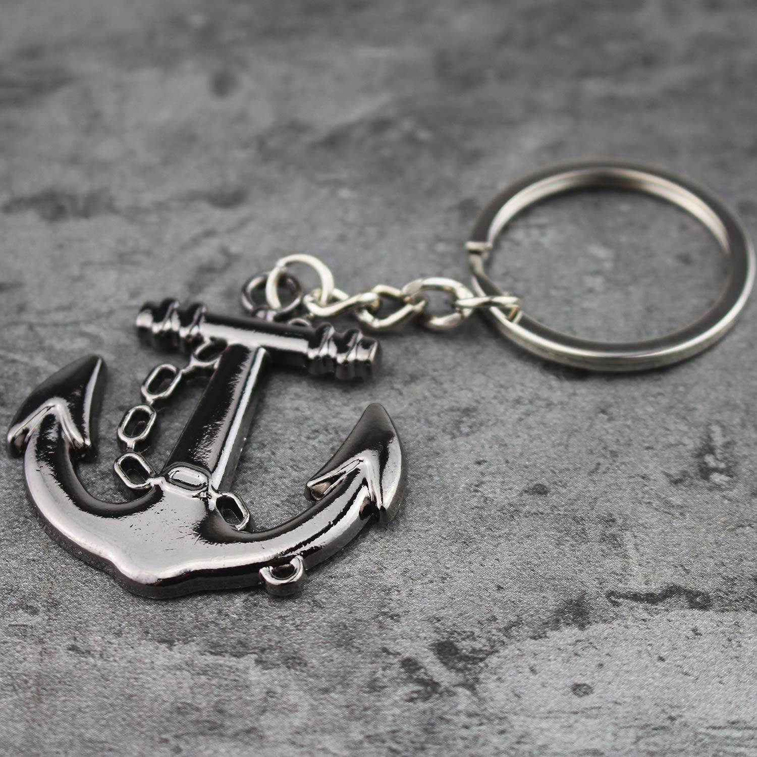 Anchor Keychain for Men & Women - Durable Zinc Alloy Car Keychain - Perfect for Keys, Backpacks & Gifts