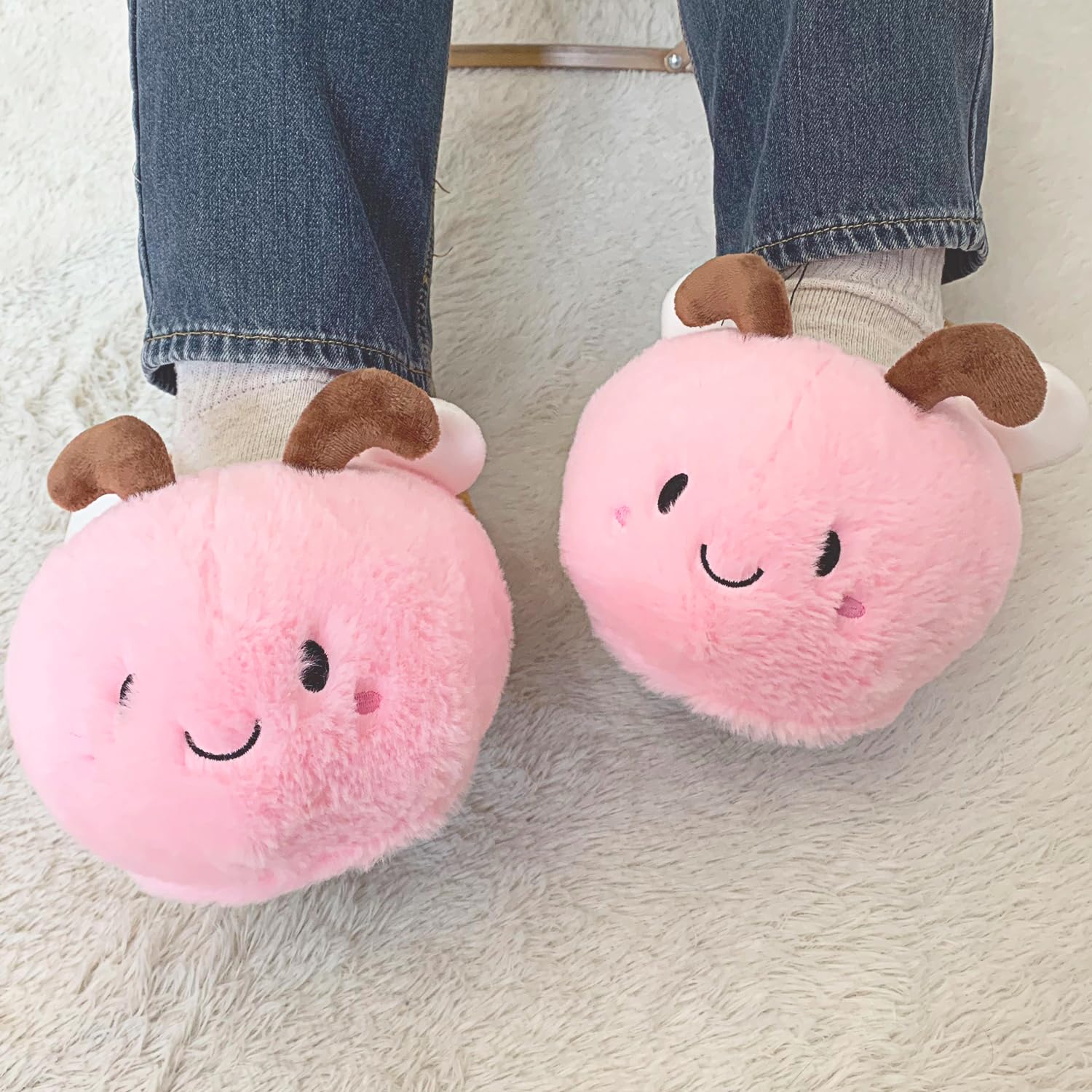 Women's Cute Bee Animal Slippers - Funny Bumblebee House Shoes, Soft Fuzzy Winter Warm Slippers for Indoor Comfort | Perfect Cozy Gift for Her, Lounge Wear & Home Relaxation