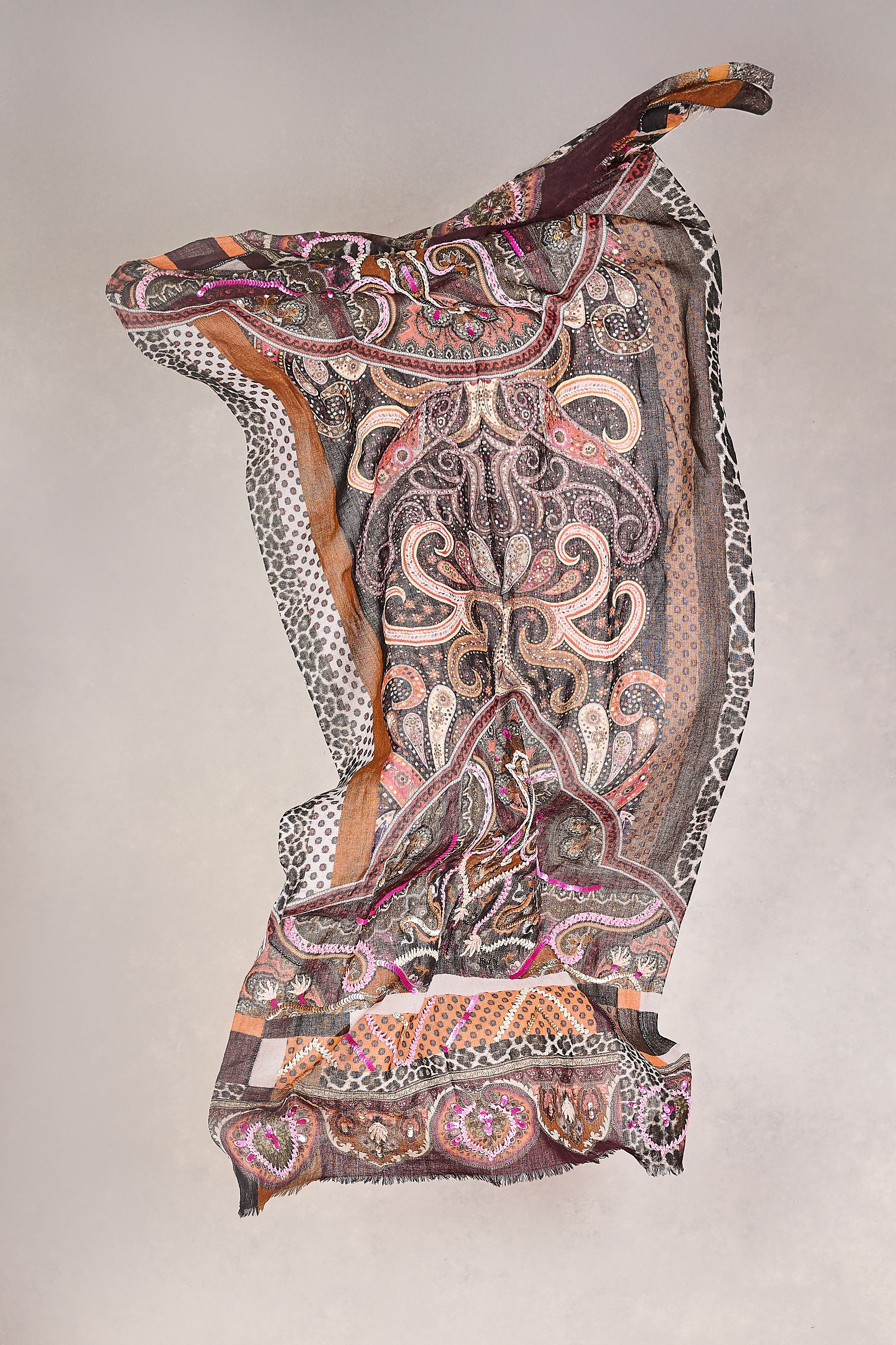 Stylish Maroon Paisley Wool Scarf - Soft Winter Accessory for Women & Men - Perfect for Cold Weather, Outdoor Activities & Fashion Outfits