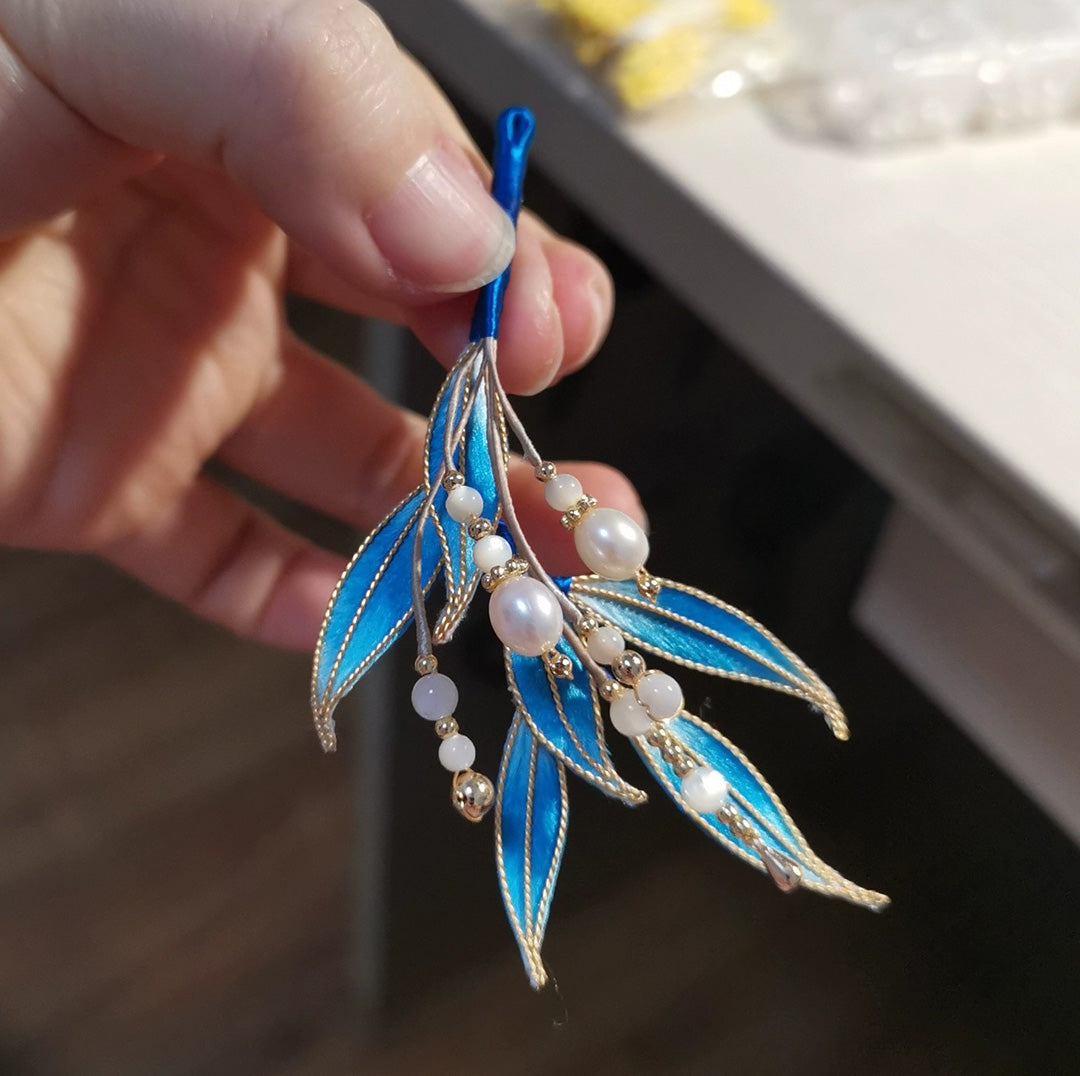 Handmade Silk Brooch with Bamboo Leaves - Elegant Floral Pin for Women (Ronghua) - Perfect for Weddings, Parties & Special Occasions
