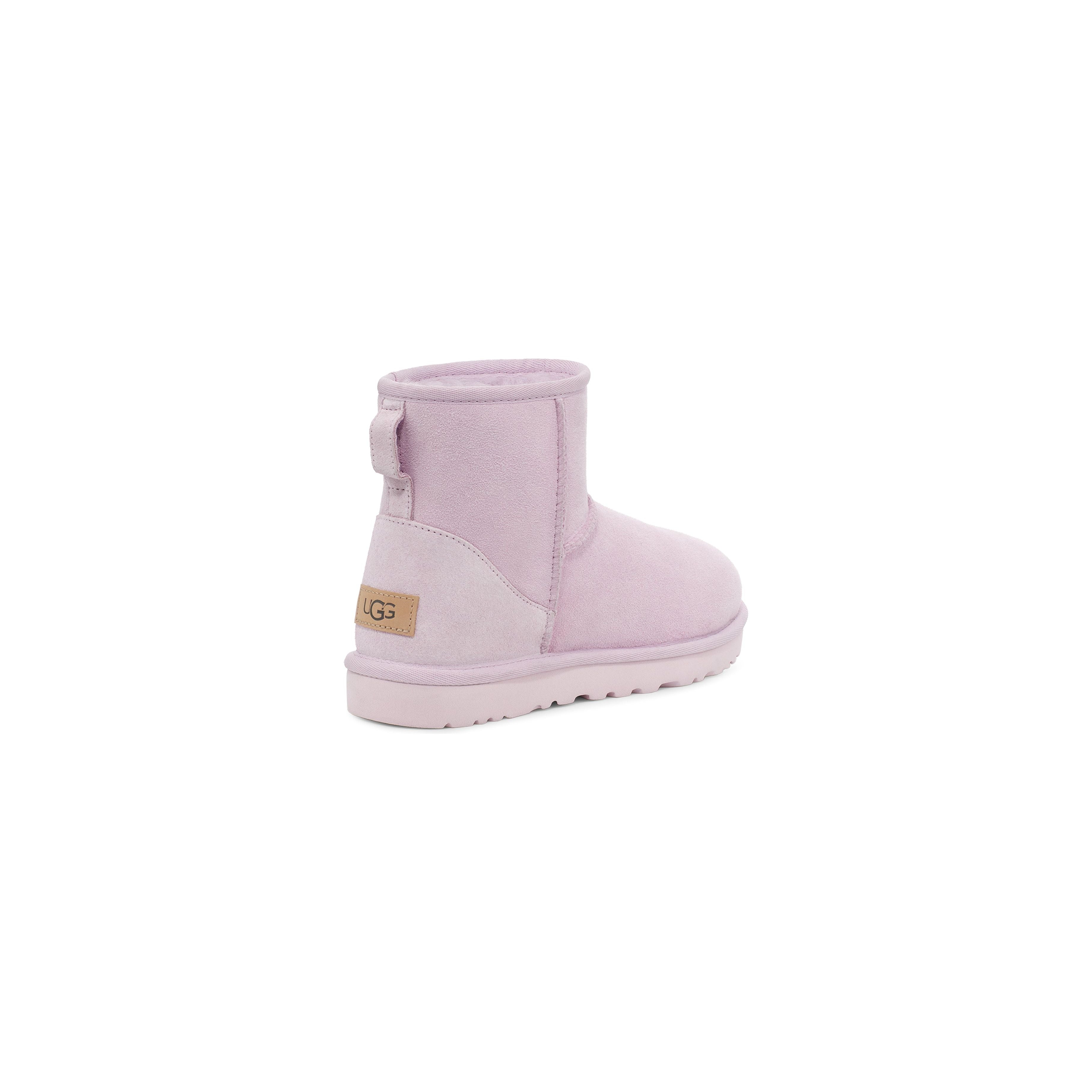UGG Women's Classic Mini II Boots - Genuine Sheepskin Winter Boots in Lavender Fog | Warm & Comfortable for Cold Weather, Perfect for Casual Outfits & Snow Days