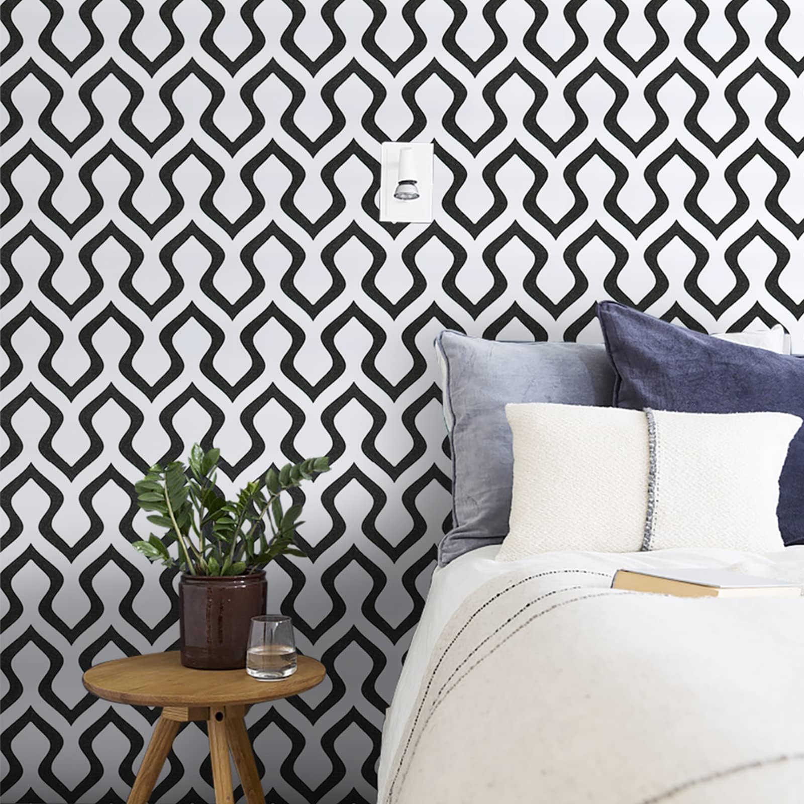 Hopepak Black and White Stripe Peel and Stick Wallpaper - 17.7” x 9.8ft Removable Self-Adhesive Contact Paper - Waterproof Decorative Wallpaper Roll for Home Decor, Living Room, Kitchen Cabinets, Shelves - Perfect for Accent Walls, Furniture Makeover & DIY Projects