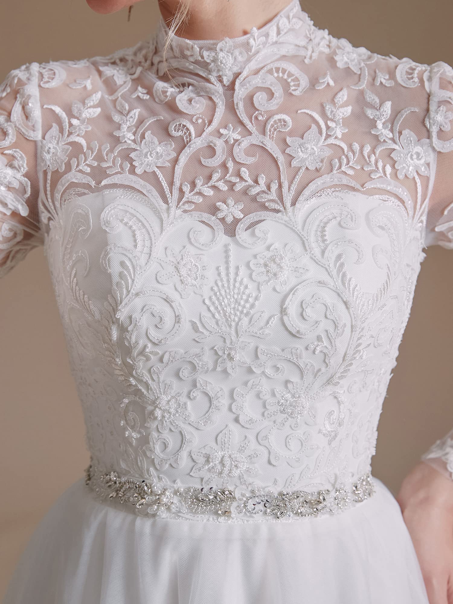 2022 Elegant Lace Appliques Chiffon Wedding Dress for Bride - Long Sleeve Beach Bridal Gown | Perfect for Beach Weddings, Outdoor Ceremonies & Romantic Photoshoots