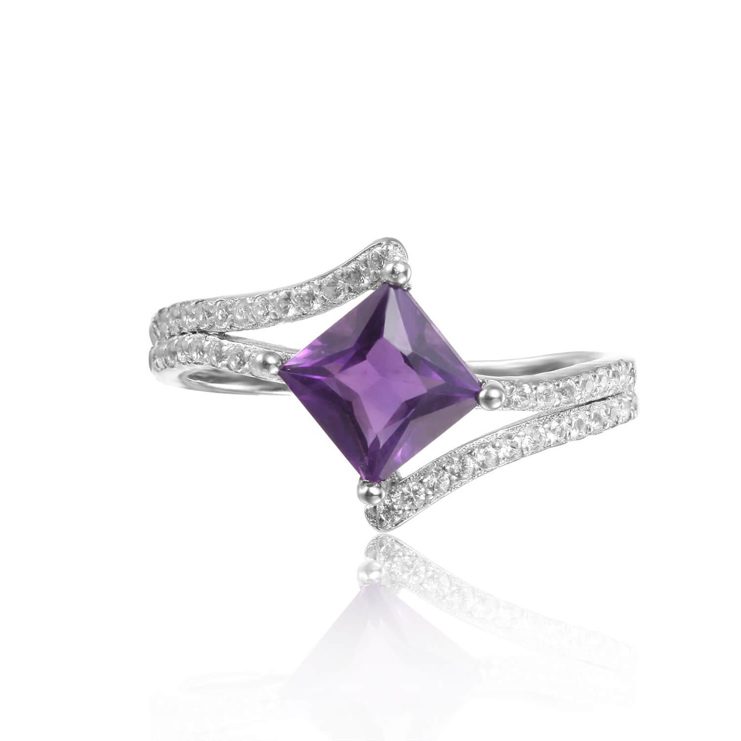 Amethyst Star Solitaire Ring - Elegant Purple Gemstone Jewelry for Women | Perfect for Engagement, Anniversary & Special Occasions