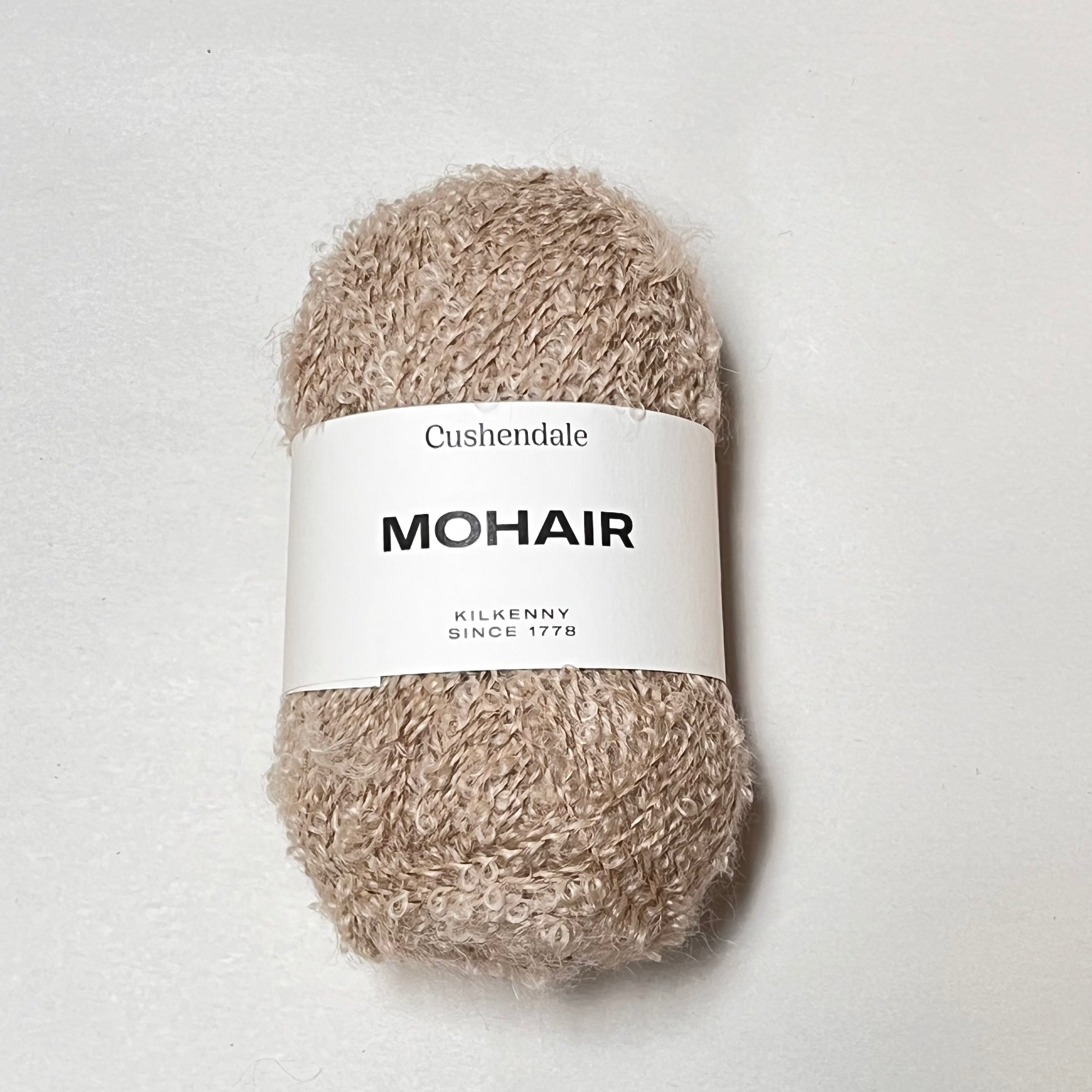 Soft Beige Mohair Yarn for Knitting - Premium Natural Wool Blend for Sweaters, Scarves & DIY Crafts - Perfect for Handmade Winter Accessories & Cozy Home Decor