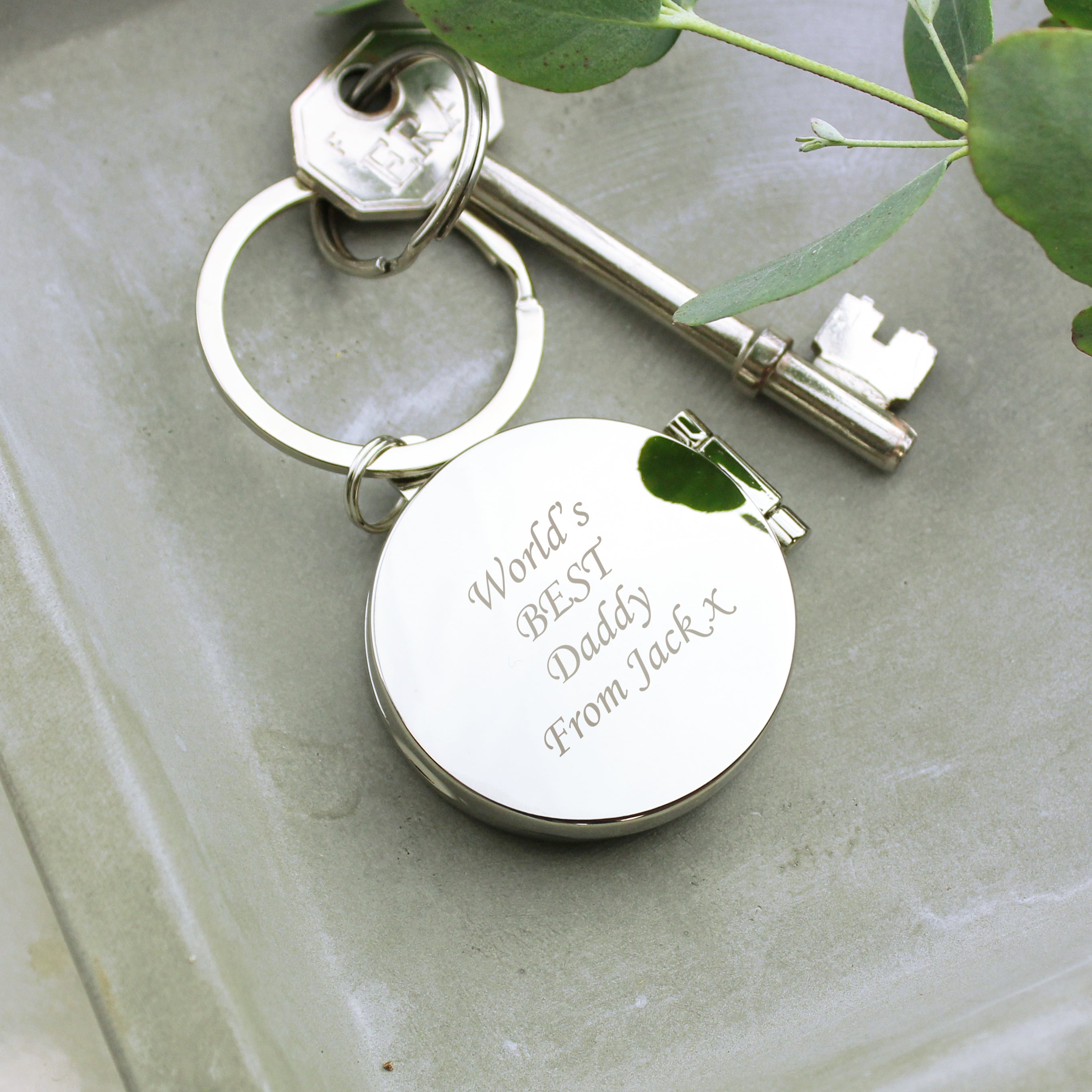 Custom Engraved Round Photo Keychain - Personalized Gift for Any Occasion (Anniversary, Birthday, Wedding) - Perfect for Keepsakes & Everyday Use