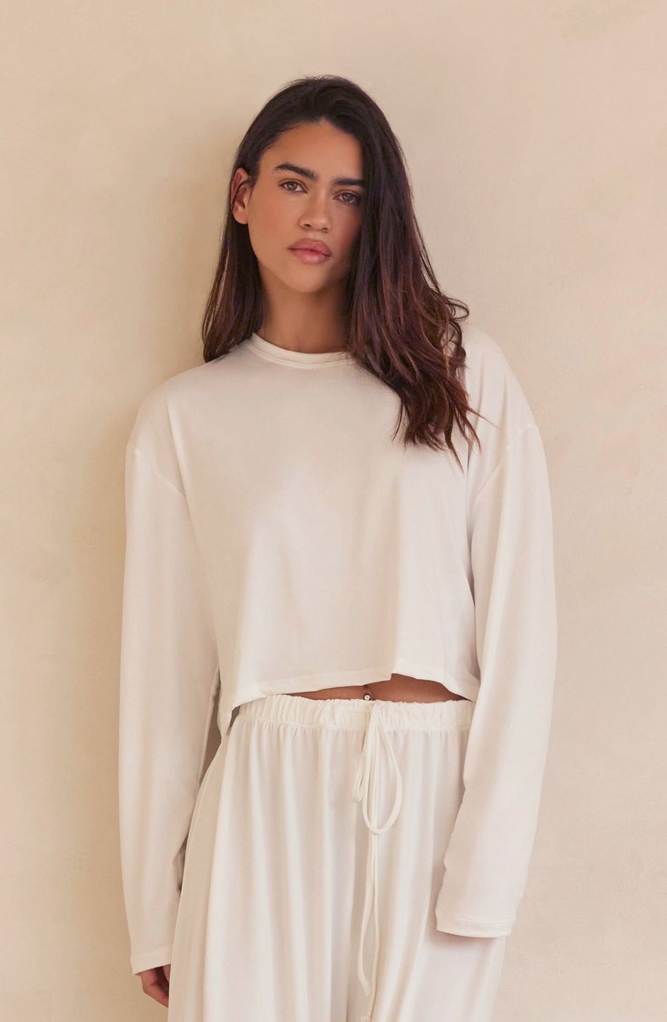 Stylish Cloud Long Sleeve Crop Tee for Women - Soft Comfortable Casual Top for Everyday Wear, Yoga, and Layering