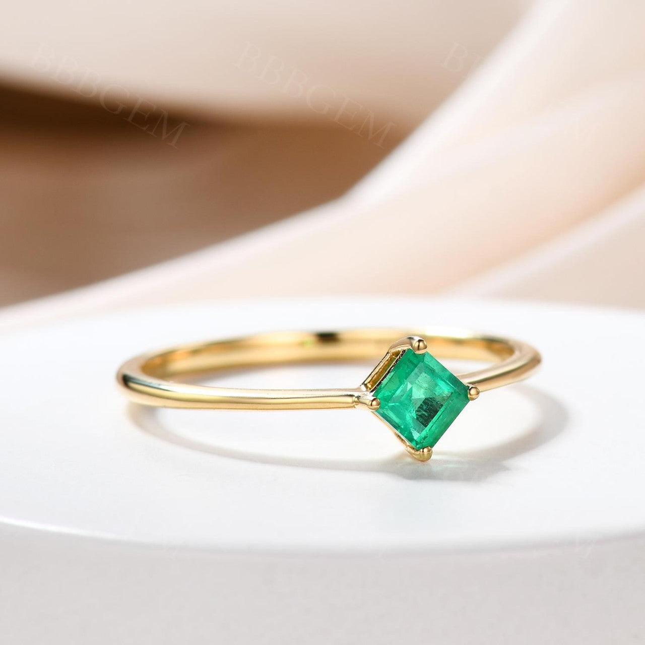 3.5mm Square Princess Cut Natural Emerald Dainty Ring - 18K Yellow Gold Solitaire Thin Band (0.28ct) - Perfect for Engagement, Anniversary & Everyday Elegant Jewelry