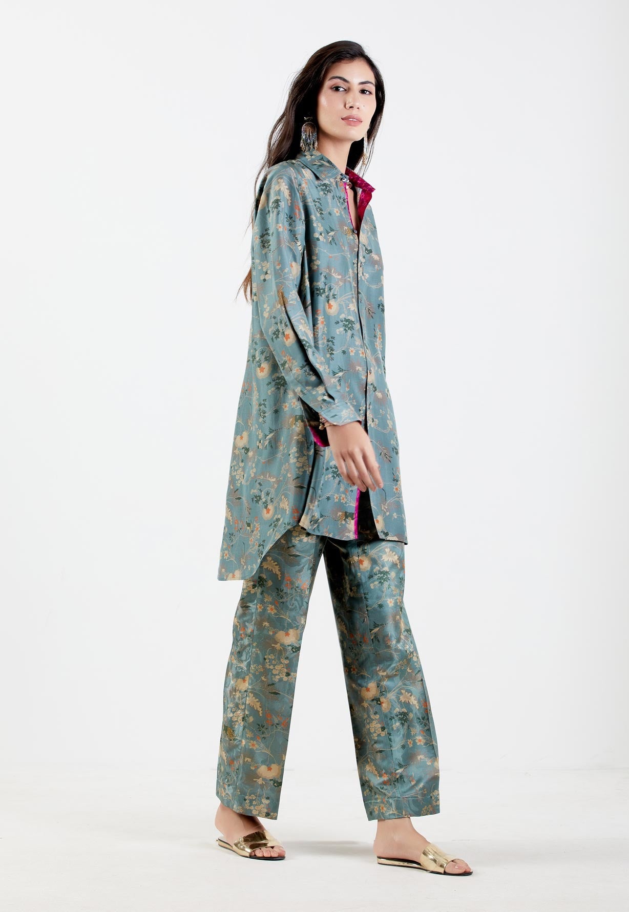 Luxury Oversized Silk Twirt Shirt for Women - Soft Twill Mist Fabric - Perfect for Casual Outfits, Office Wear & Evening Occasions