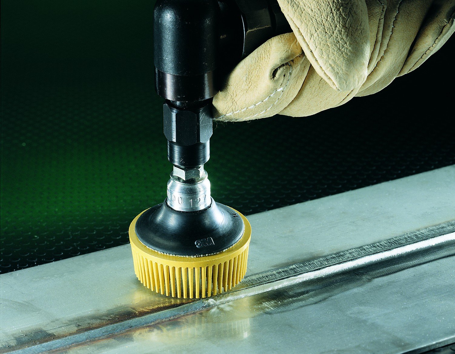 Scotch-Brite Roloc Bristle Disc - Ceramic Abrasive, 3