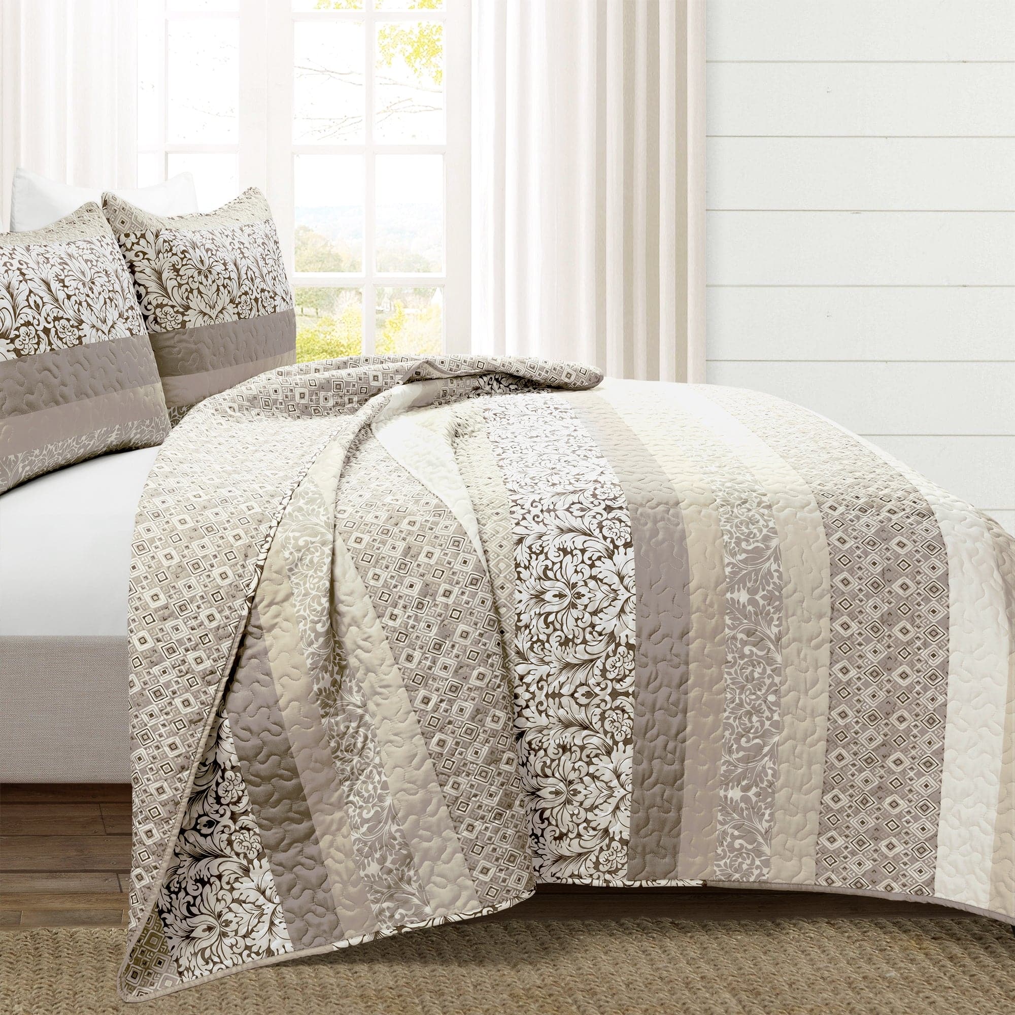 Boho Stripe 3-Piece Quilt Set - Queen Size, Soft Cotton Bedding for Bohemian Style Bedroom Decor | Perfect for Guest Rooms, Master Bedrooms & Cozy Home Styling