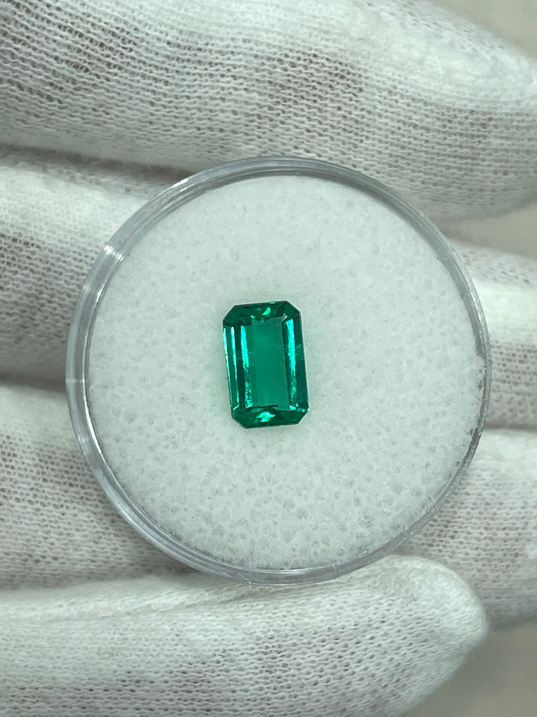 1.13 Carat VVS Colombian Emerald - Bluish Green Emerald Cut Gemstone for Jewelry Making & Engagement Rings | High-Quality Loose Stone for Necklaces, Earrings & Custom Designs
