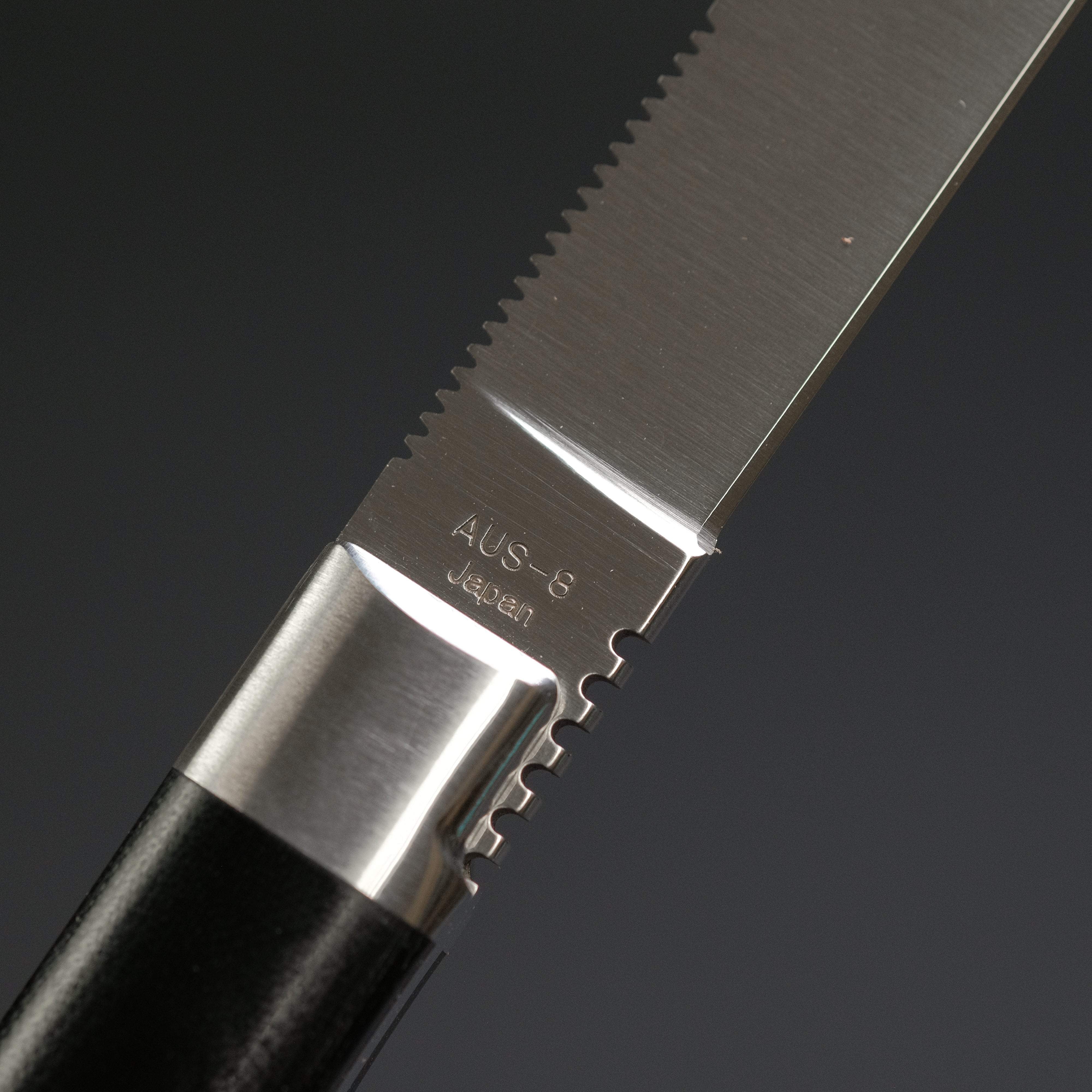Premium MOKI Steak Knife Set - 100mm High-Carbon Stainless Steel Blades - Razor Sharp Kitchen Knives for Cutting Meat, Steak & BBQ - Perfect for Home Cooking, Restaurants & Outdoor Grilling
