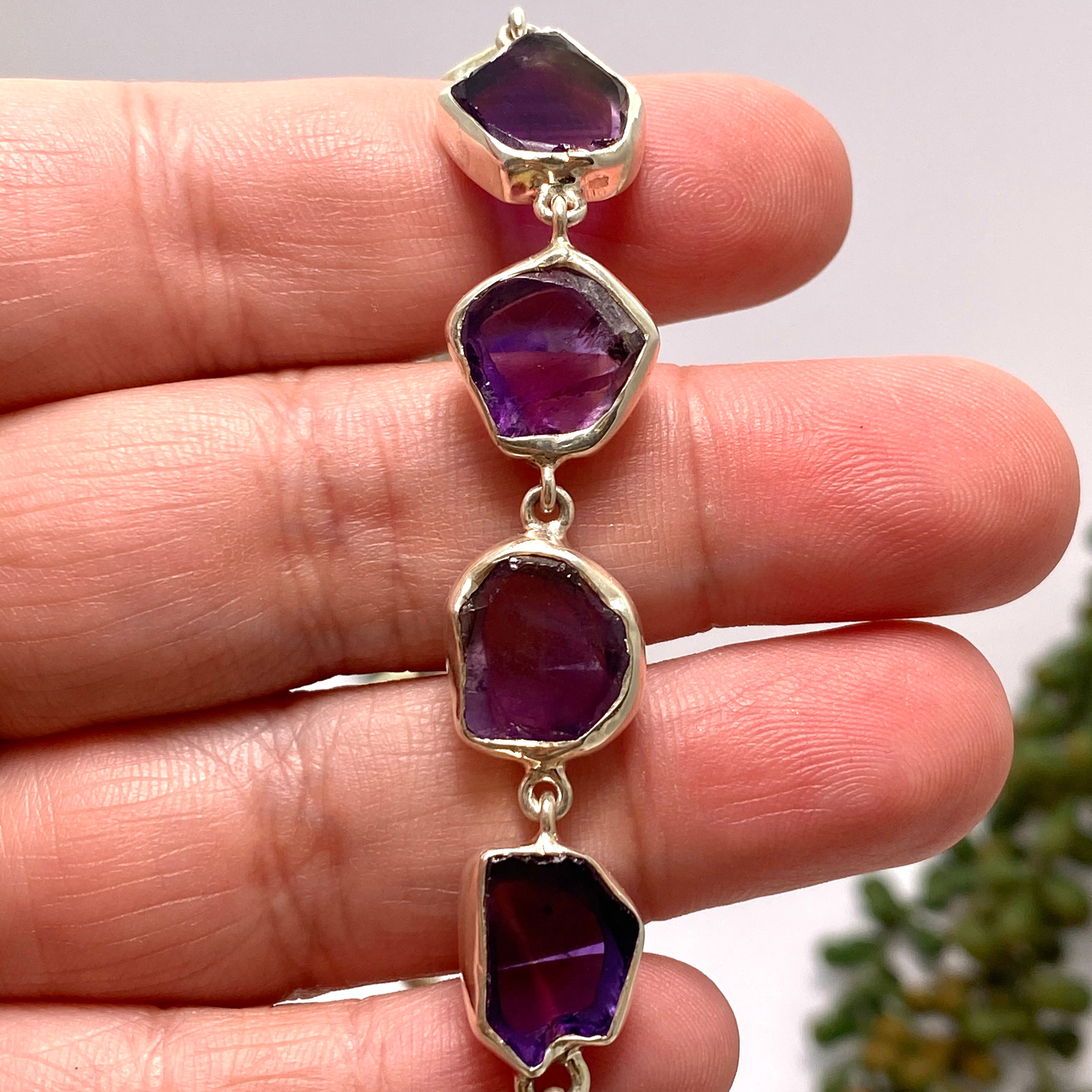 Natural Amethyst Raw Stone Bracelet BB215 - Healing Crystal Jewelry for Women, Unisex Spiritual Energy Protection - Perfect for Meditation, Yoga & Gifting