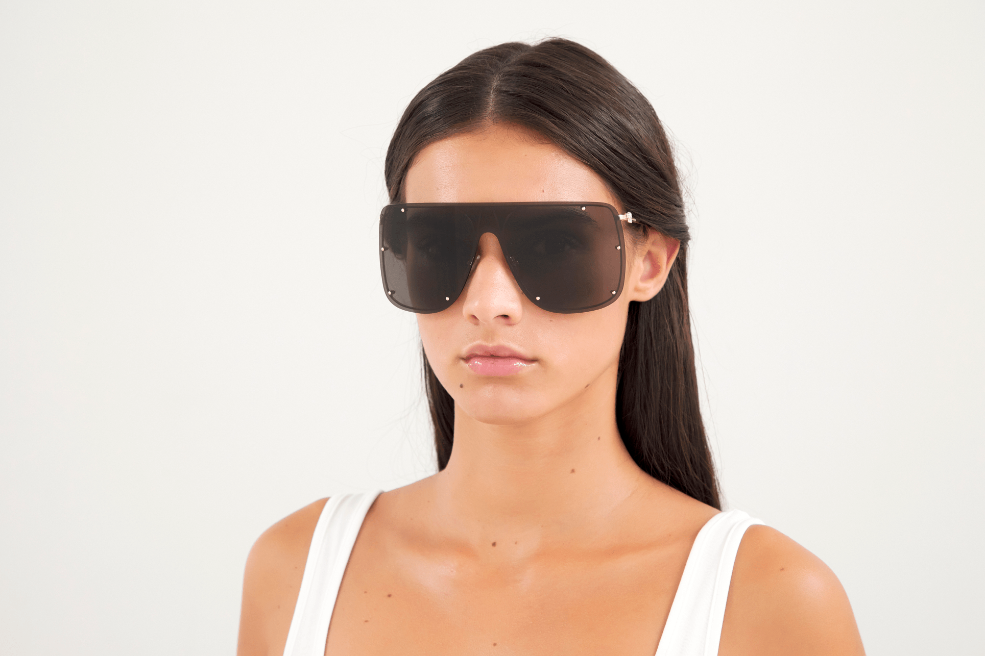 Alexander McQueen AM0313S Sunglasses - Luxury Designer Shades for Men & Women - Perfect for Outdoor Activities, Travel & Fashion