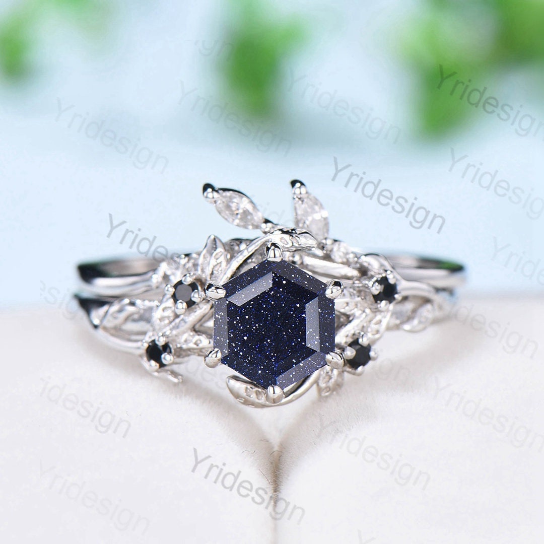 2Pcs Vintage Blue Sandstone Wedding Ring Set - Elegant Leaf Galaxy Engagement Ring for Women, Crystal Promise Ring, Unique Bridal Jewelry Set - Perfect for Anniversaries, Proposals & Romantic Gifts