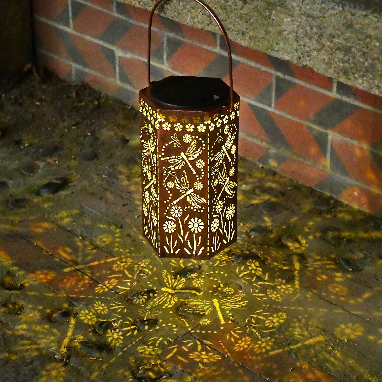Solar Dragonfly Lights Outdoor Decor - Waterproof Hanging Garden Lights for Yard, Patio, Pathway - Perfect Gift for Women & Dragonfly Lovers - Ideal for Garden, Wedding, Party, and Home Decoration