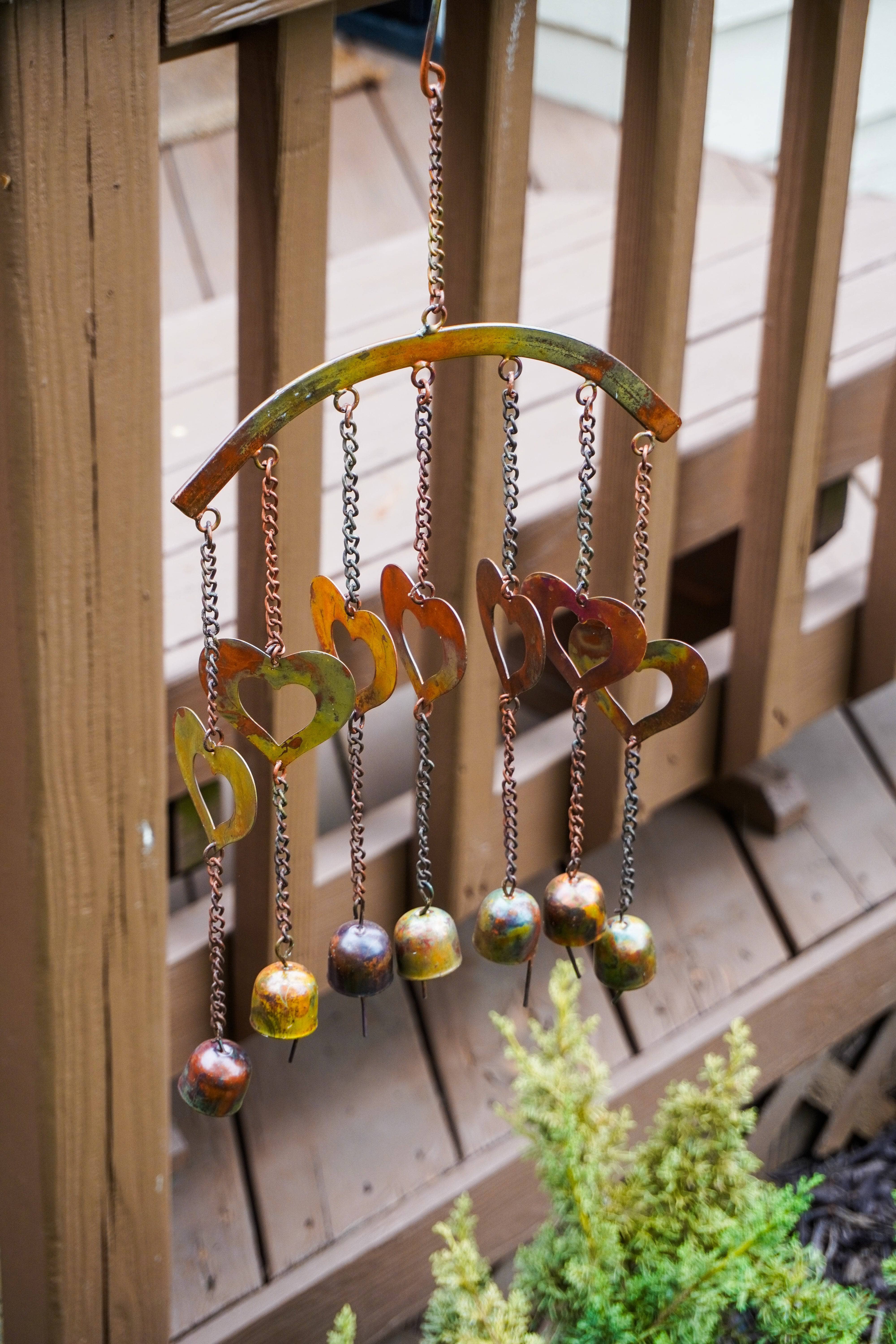Hearts on Arch Wind Chime - Outdoor Garden Decor, Romantic Metal Wind Chime for Patio, Porch & Yard - Perfect for Relaxation & Home Decoration