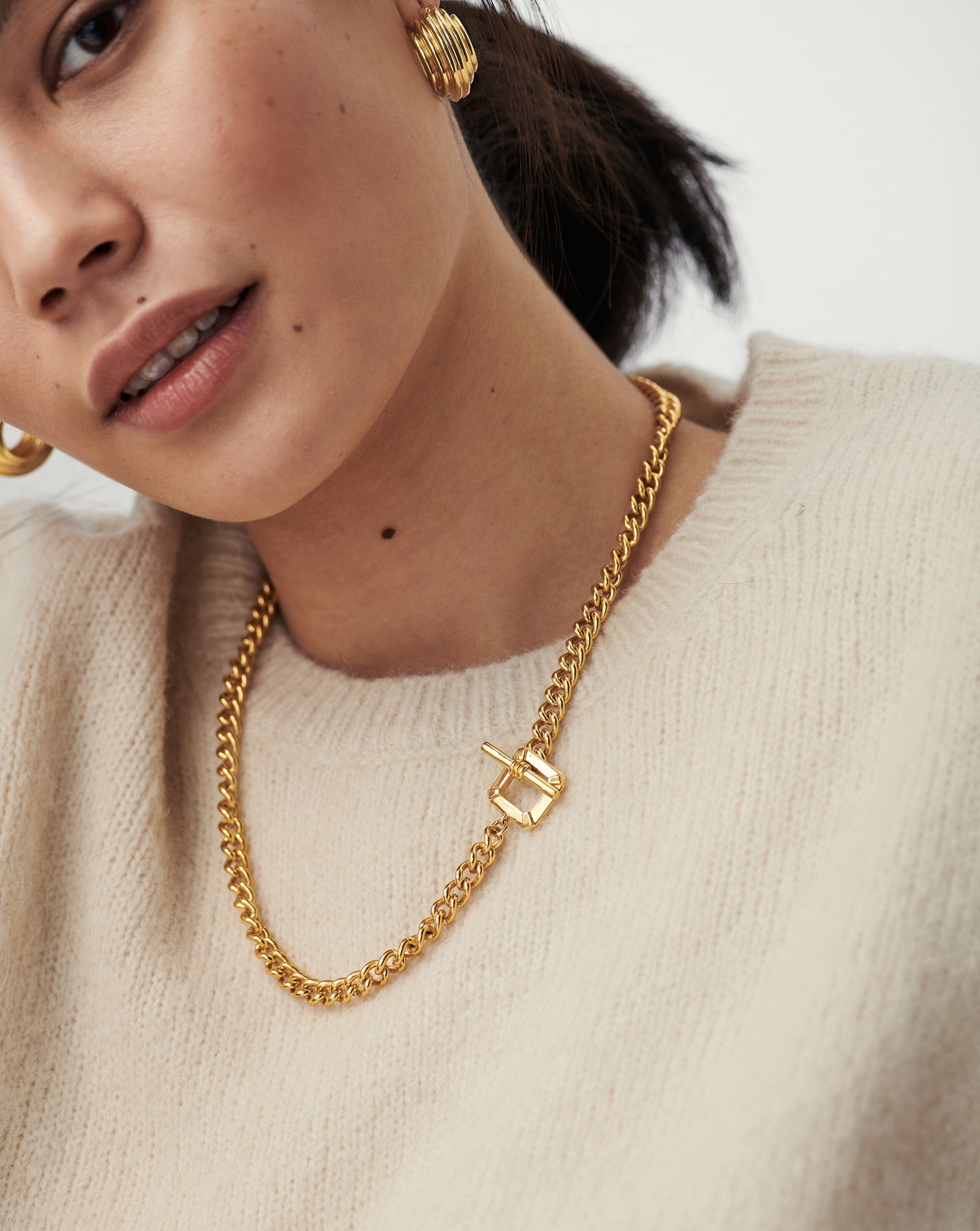 Lucy Williams T Bar Chain Necklace - 18k Gold Plated Elegant Layering Jewelry for Women | Perfect for Everyday Wear, Date Nights & Special Occasions