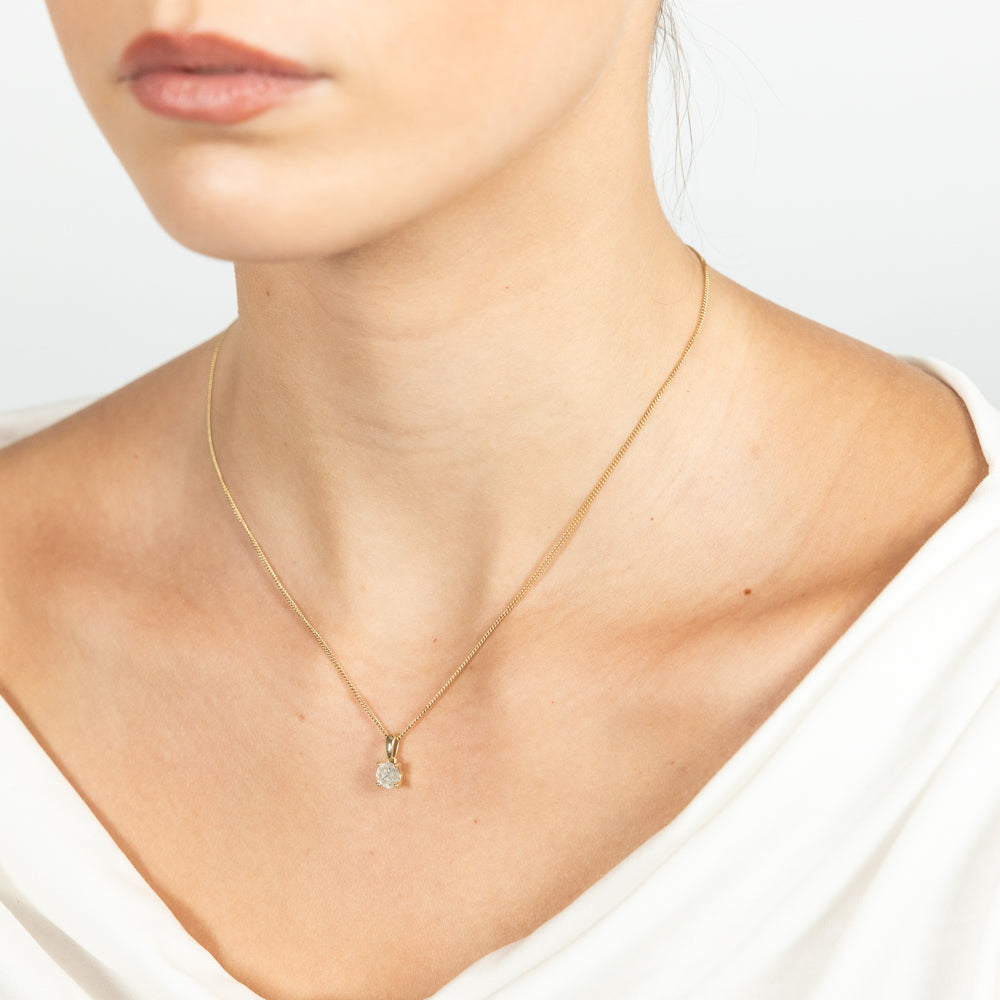 9ct Yellow Gold 3/4 Carat Diamond Pendant Necklace for Women - Elegant Solitaire Diamond Jewelry Gift for Anniversary, Valentine's Day & Special Occasions