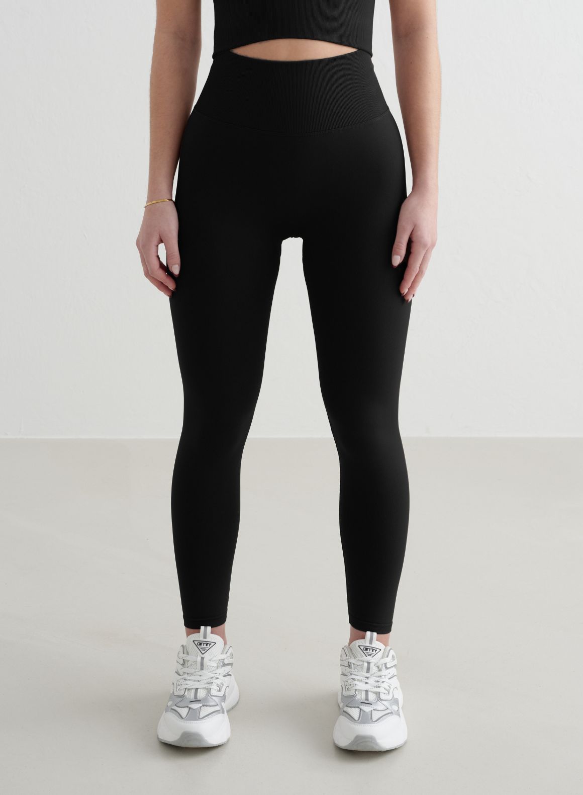 Black Shape Seamless Tights for Women - High Waist Slimming Leggings - Comfortable Yoga Pants for Workout, Running & Everyday Wear