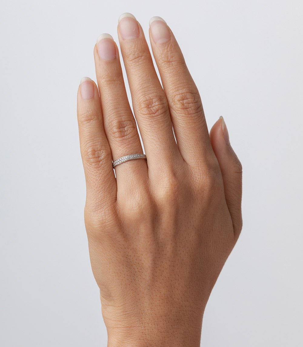 Elegant Torn Paper Diamond Eternity Band - 14K Gold Stackable Wedding Ring for Women - Perfect for Anniversary, Engagement & Everyday Wear