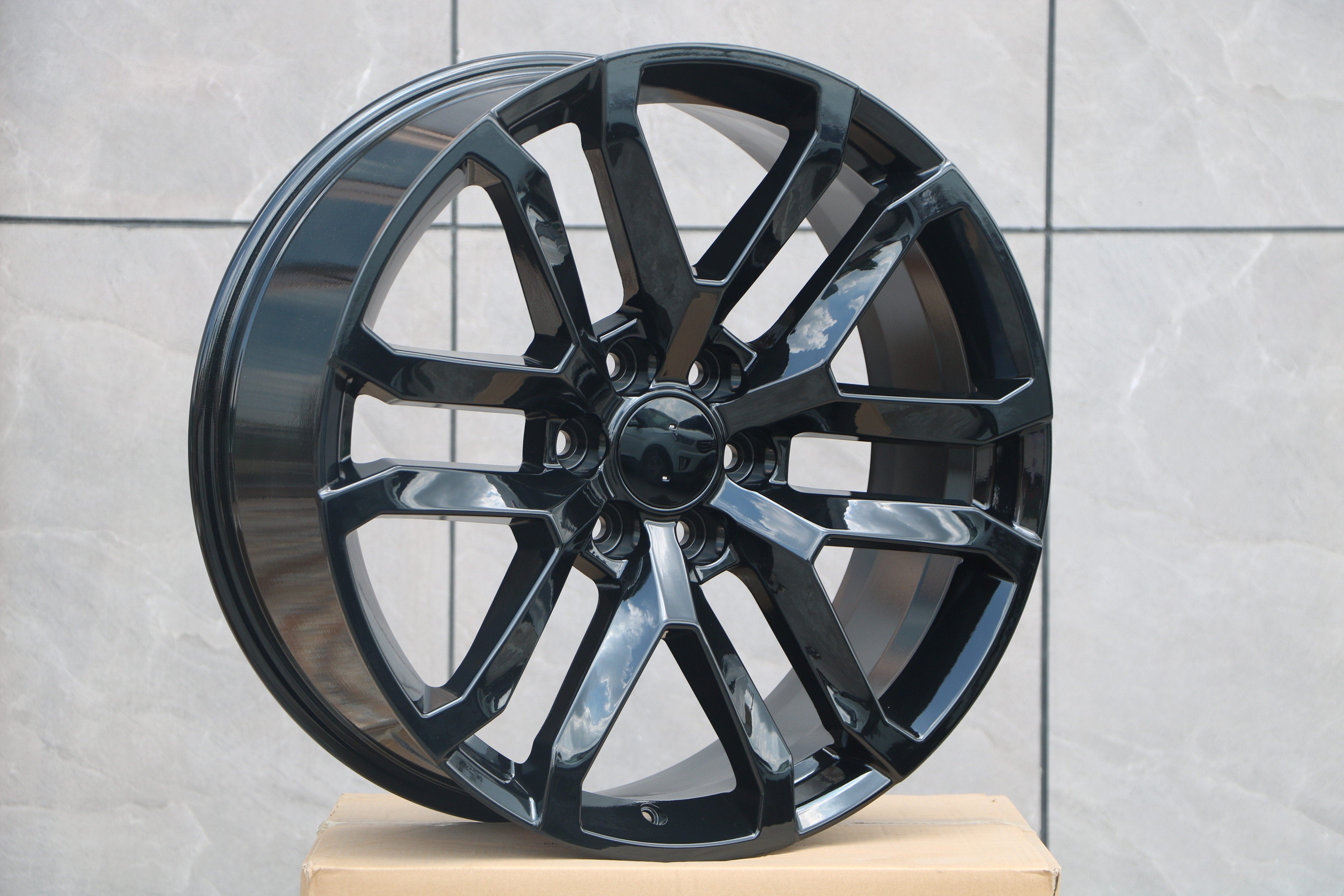 22-Inch Chrome Wheels for GMC Denali, Savana, Yukon, Sierra - Premium Alloy Rims for SUVs & Trucks - Perfect for Off-Roading, Street Performance & Custom Car Upgrades
