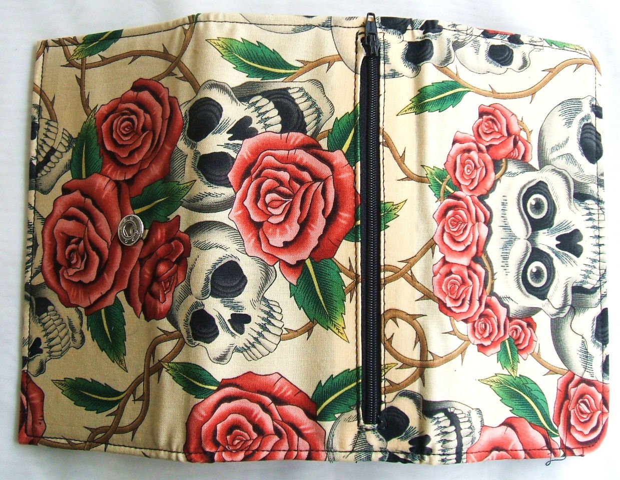 Rose Tattoo Beige Cotton Tri-Fold Clutch Wallet for Women - Stylish RFID Blocking Purse with Zipper Pocket - Perfect for Travel, Parties & Everyday Use