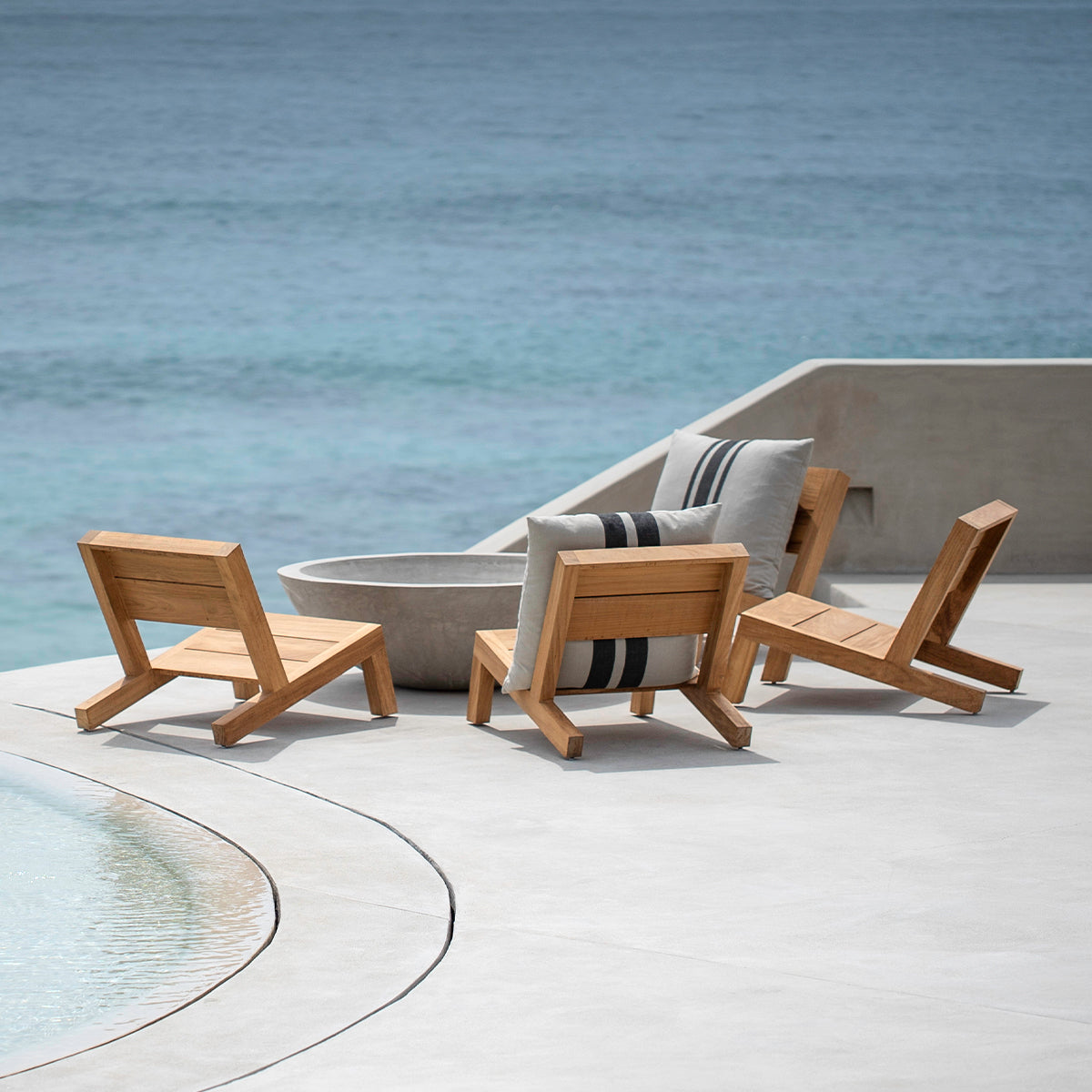 Premium Teak Cabo Chair - Durable Outdoor Lounge Chair for Patio, Poolside & Beach Relaxation