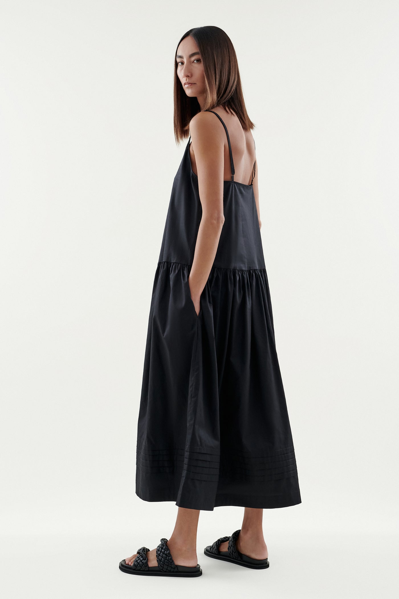 Stylish Layer'd Syn Dress for Women - Trendy Layered Flowy Dress for Casual Wear, Parties & Date Nights