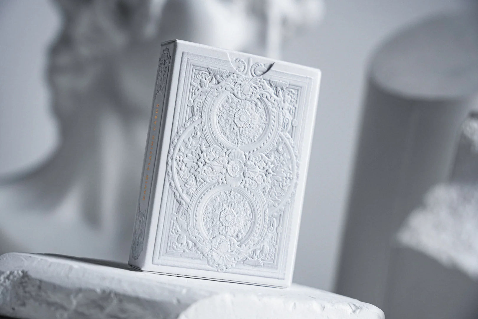 Premium David Playing Cards - Classic Poker Deck for Magic Tricks, Card Games & Collectibles | Ideal for Poker Nights, Magic Shows & Gifts