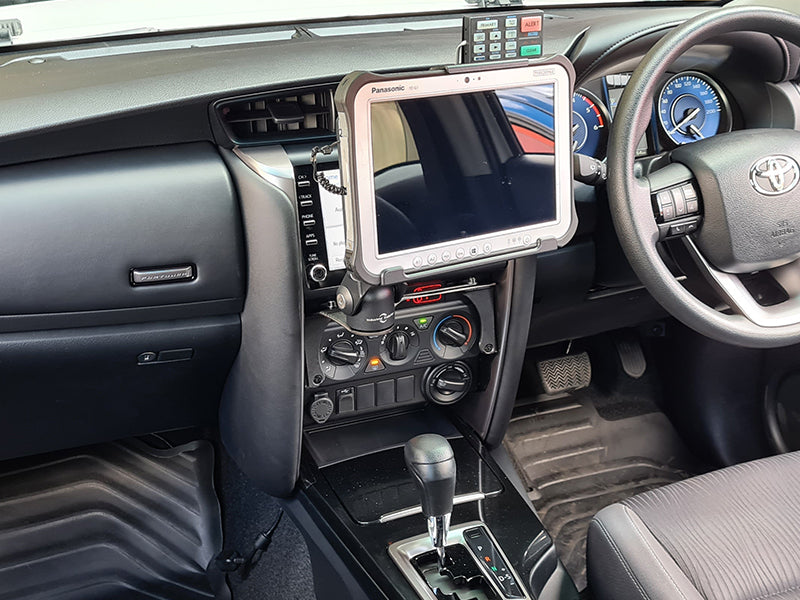 Industrial Evolution InDash Mount for Toyota Fortuner (2016+) - Secure Phone Holder for Car Dashboard - Perfect for GPS Navigation & Hands-Free Driving