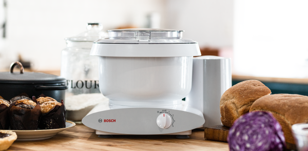 Bosch Universal Mixer - White Stand Mixer for Baking, Dough Kneading & Cake Mixing - Perfect for Homemade Bread, Cookies & Pastries - Kitchen Appliance for Home Bakers & Cooking Enthusiasts