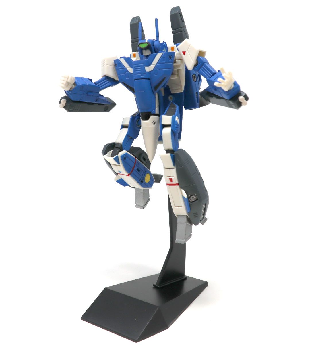 1/100 Scale Max Sterling's VF-1J Super Veritech Armor Model Kit - Robotech Collectible for Anime Fans - Perfect for Display, Gifts & Cosplay Props
