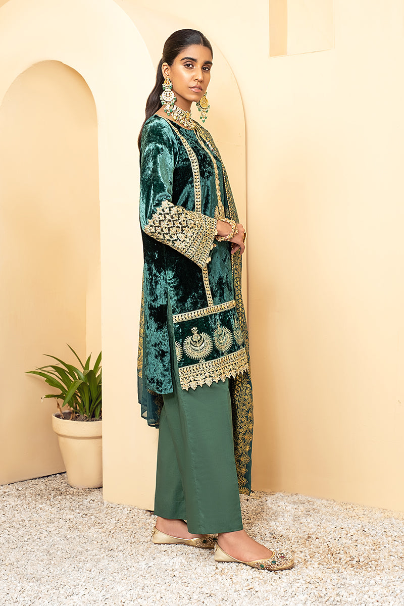 Mah E Noor FW21 - Premium Fashion Collection for Women | Elegant Dresses, Tops & Outfits for Parties, Weddings & Special Occasions
