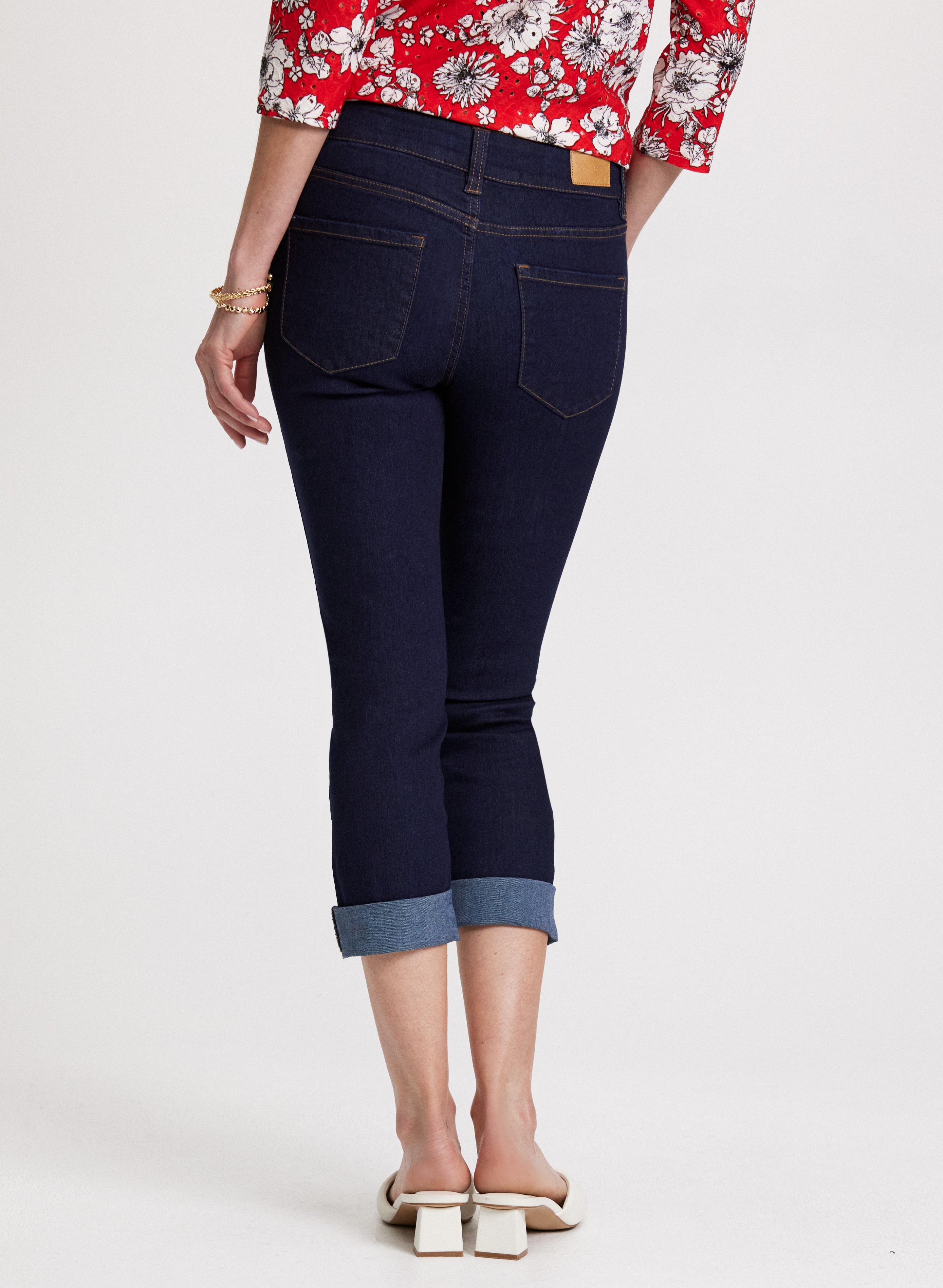 Women's Stretch Fitted Denim Capris - High Waist Ankle-Length Jeans for Casual Wear & Summer Outfits | Perfect for Work, Travel & Everyday Comfort
