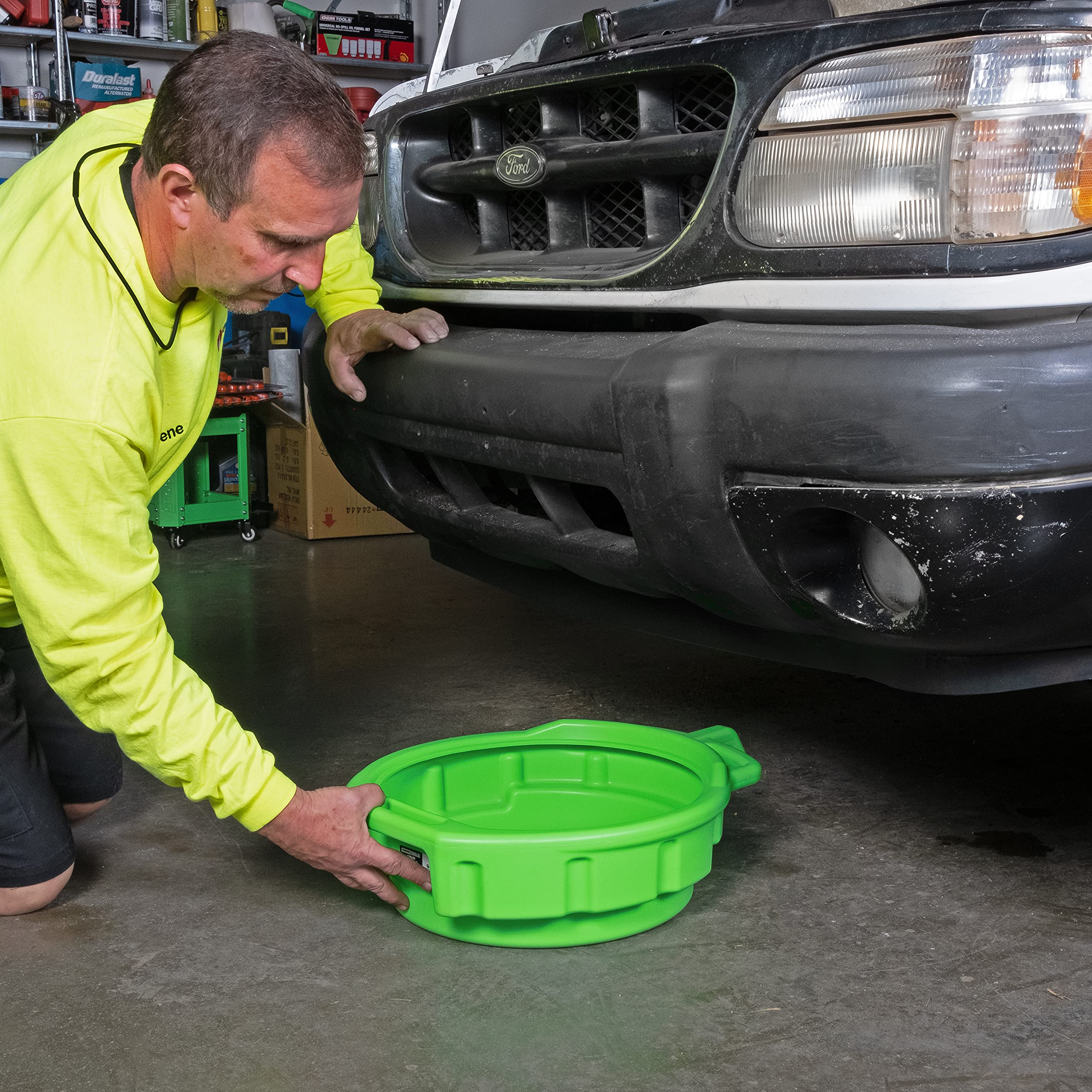 OEMTOOLS 87034 4 Gallon Portable Oil Drain Pan - Green, Anti-Freeze & Transmission Fluid Drip Pan with EZ Grip Handles, Angled Pour Spout & Splash-Free Design | Ideal for DIY Car Maintenance, Oil Changes & Fluid Drains