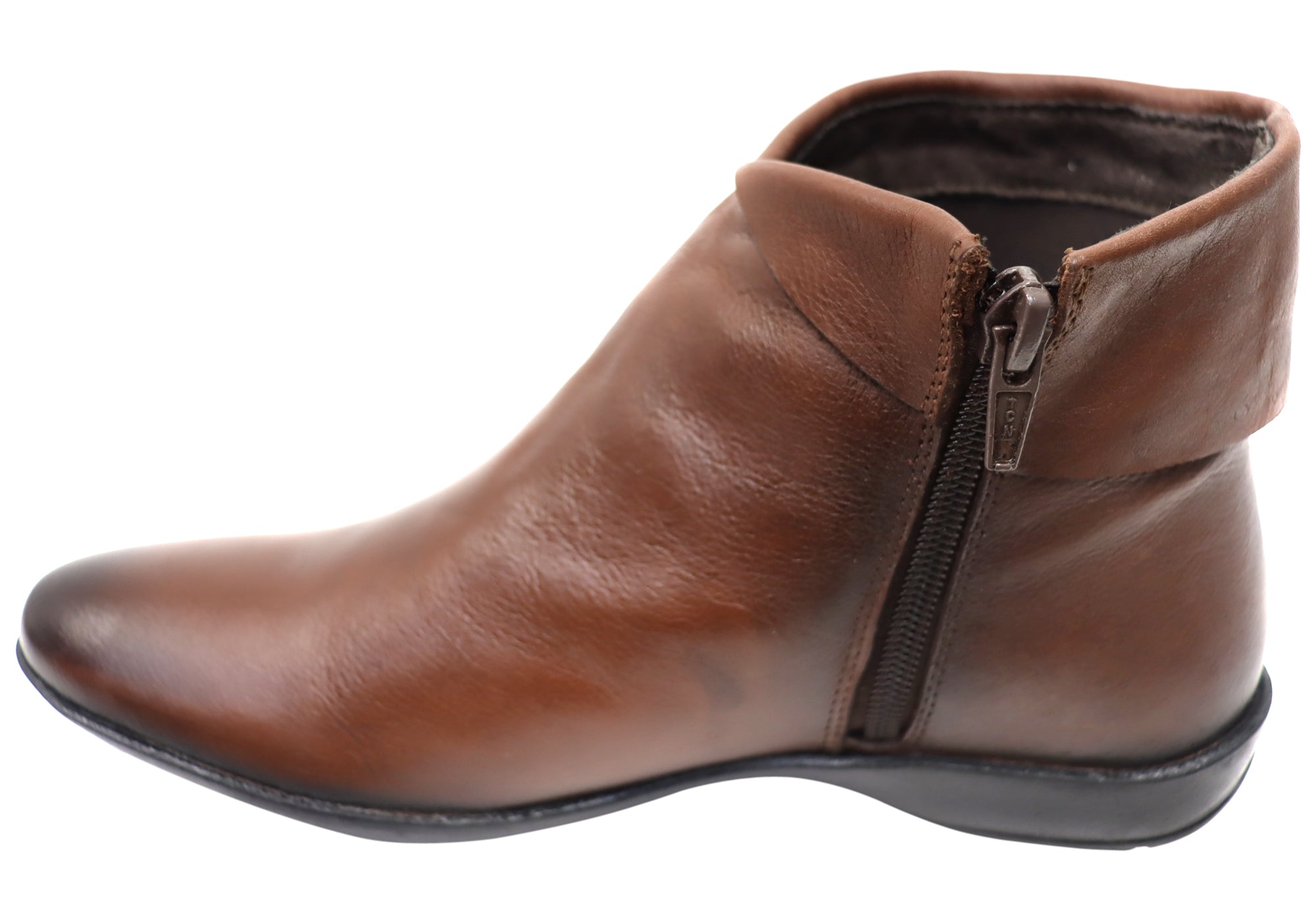 Perlatto Lotty Women's Comfortable Leather Ankle Boots - Made in Brazil - Stylish & Durable for Work, Travel & Everyday Wear